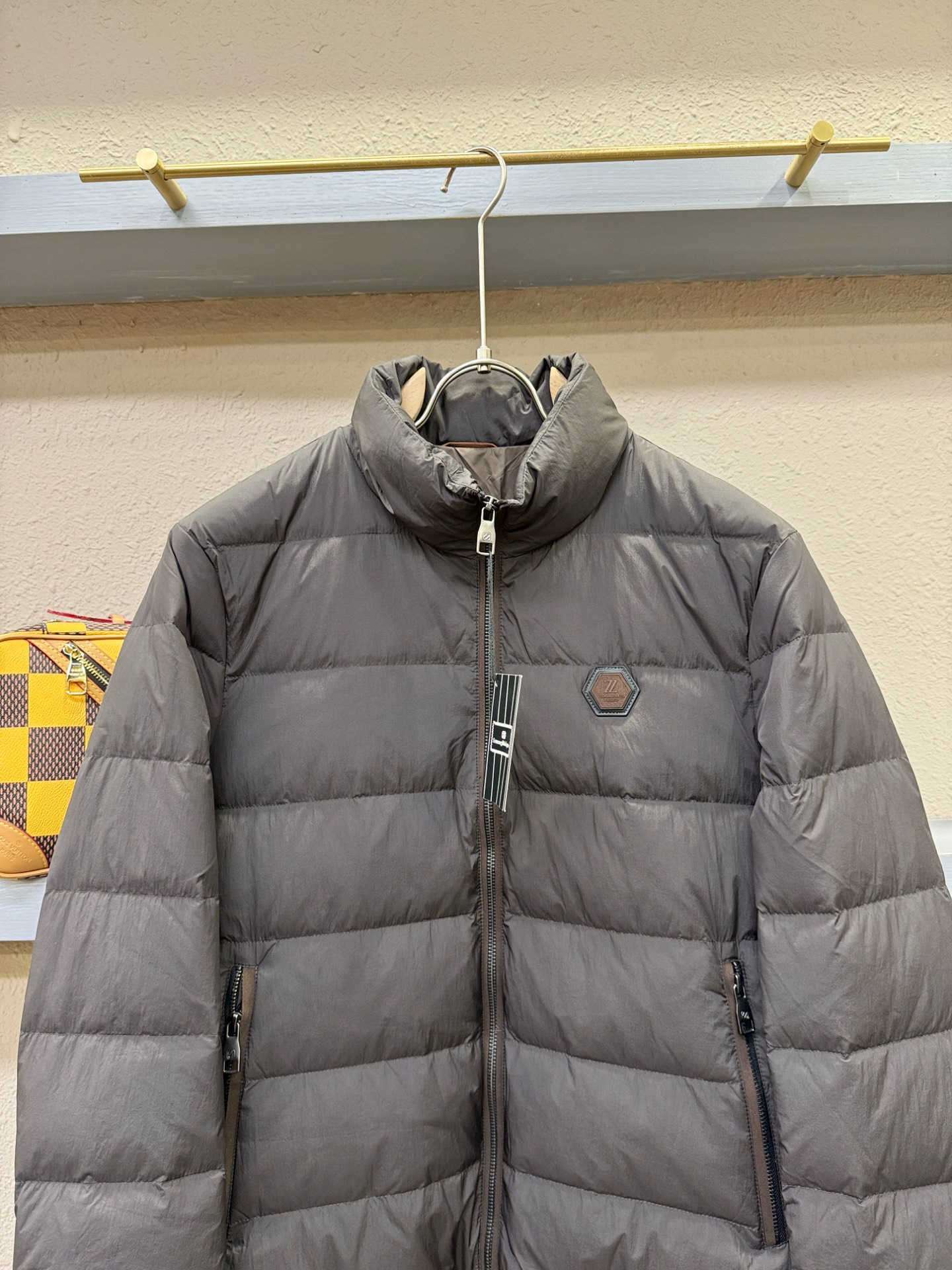 Ermenegildo Zeg*a杰*亚 2025新款羽绒服，秀场新品，品相非常完美，专柜高科技防水面料