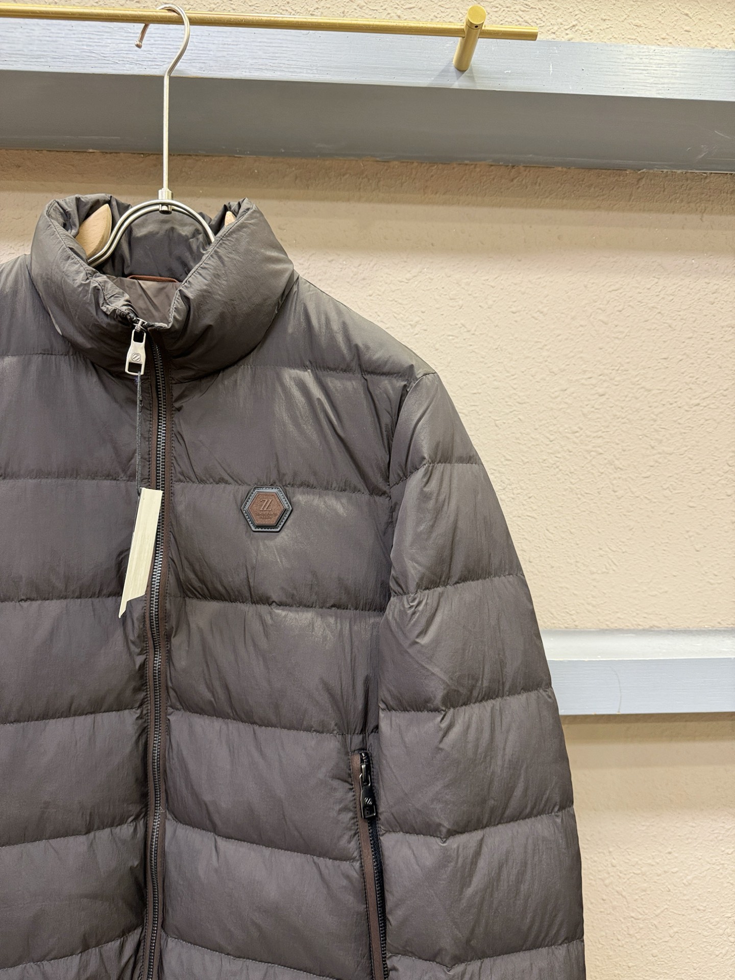 Ermenegildo Zeg*a杰*亚 2025新款羽绒服，秀场新品，品相非常完美，专柜高科技防水面料