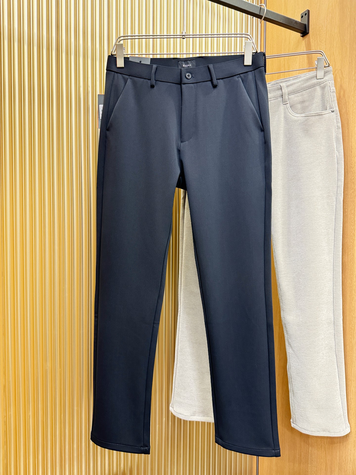 Ermenegildo Zeg*a杰*亚 2025ss秋冬新品，官网同步有售，男士商务休闲西裤，采用客供