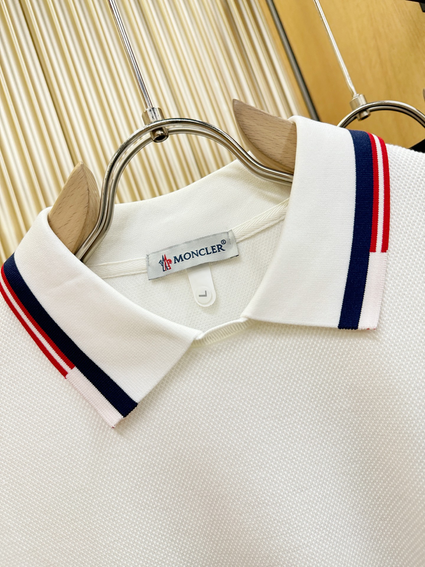 Moncler蒙口 2025秋季新品，官网同步 经典大气百搭Polo领长袖T恤，顶级原版面料，质感细腻 