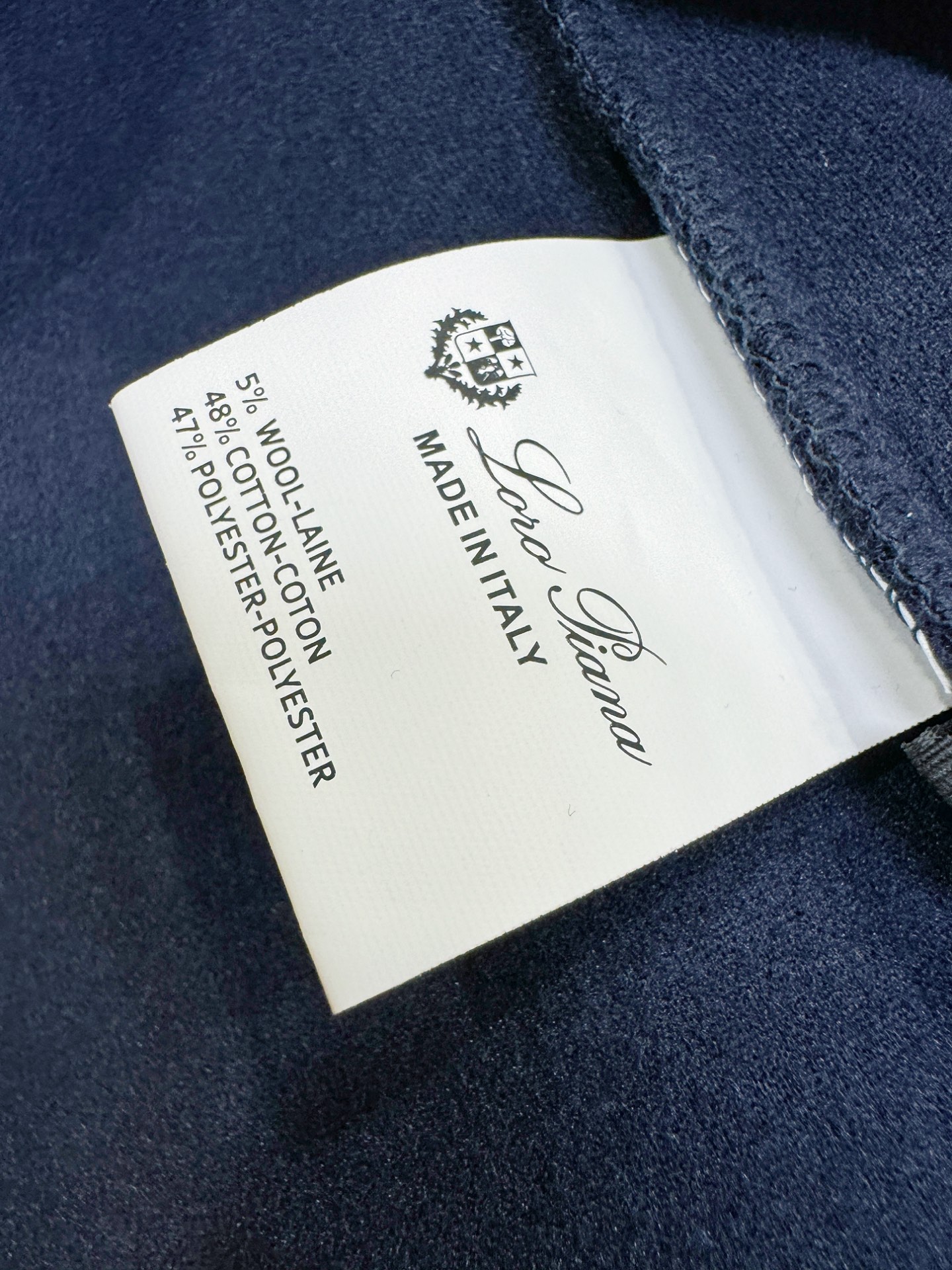 套装Loro Piana诺悠翩雅 2025秋冬新款抓绒套装，内里抓绒保暖，细节精致高级，高级感满满。定制