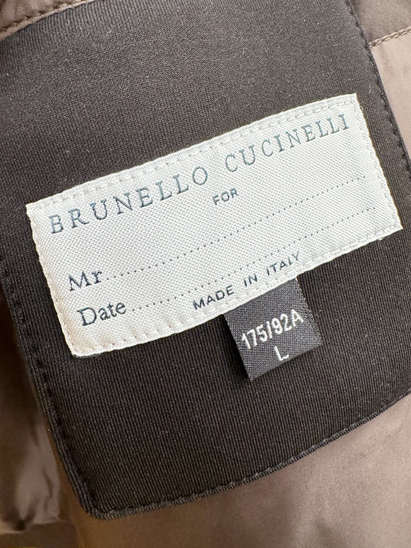 BC布鲁提2025新款羽绒服，秀场新品，品相非常完美，专柜高科技防水面料，内里白鸭绒填充，舒适保暖，色泽