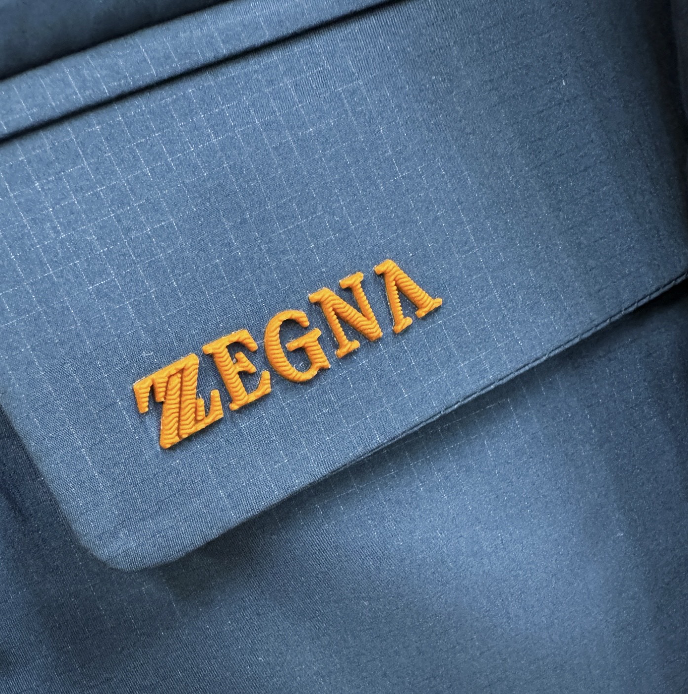 Ermenegildo Zeg*a杰*亚 2025新款羽绒服，衣领可拆，秀场新品，品相非常完美，专柜高科