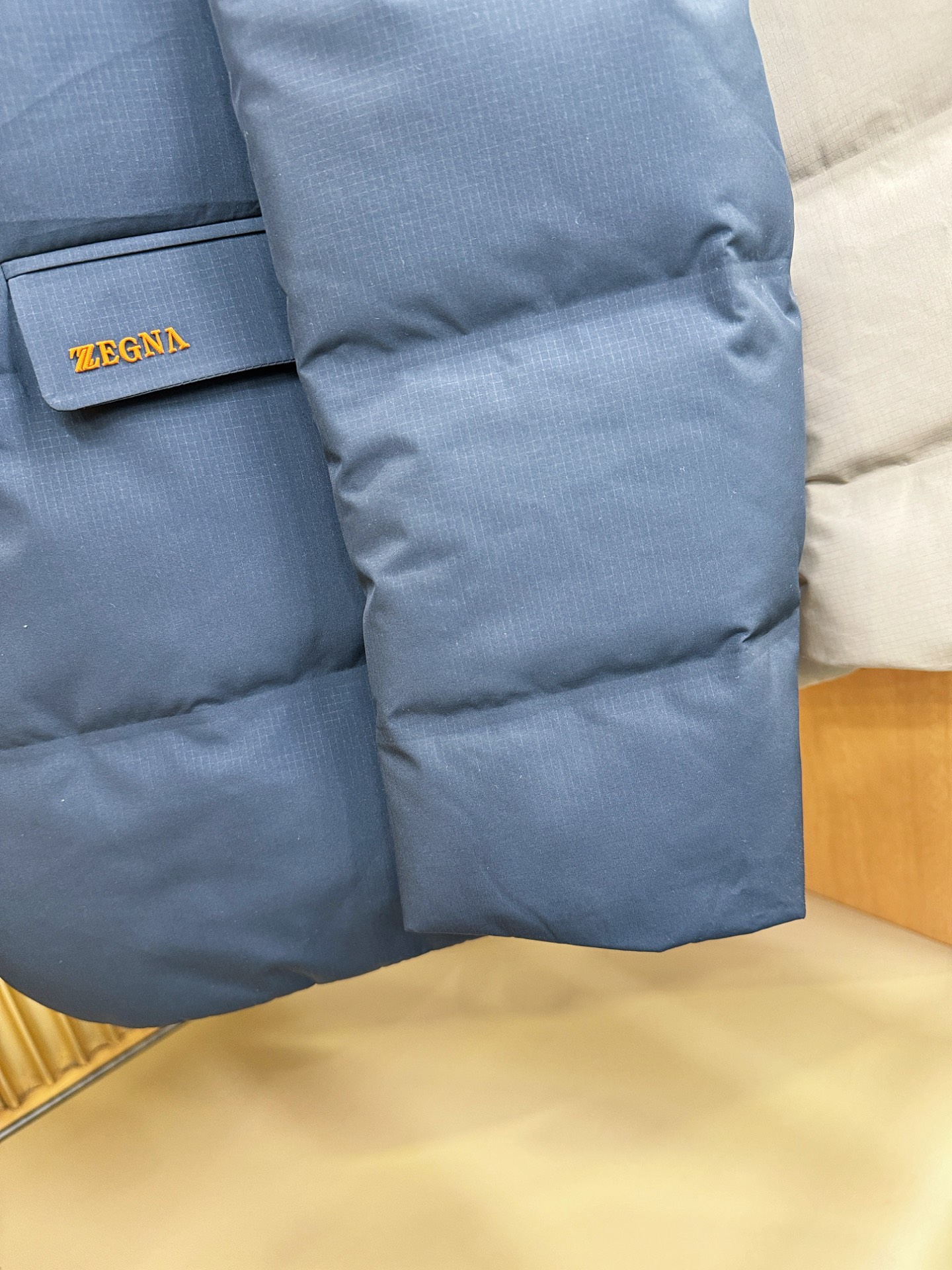 Ermenegildo Zeg*a杰*亚 2025新款羽绒服，衣领可拆，秀场新品，品相非常完美，专柜高科