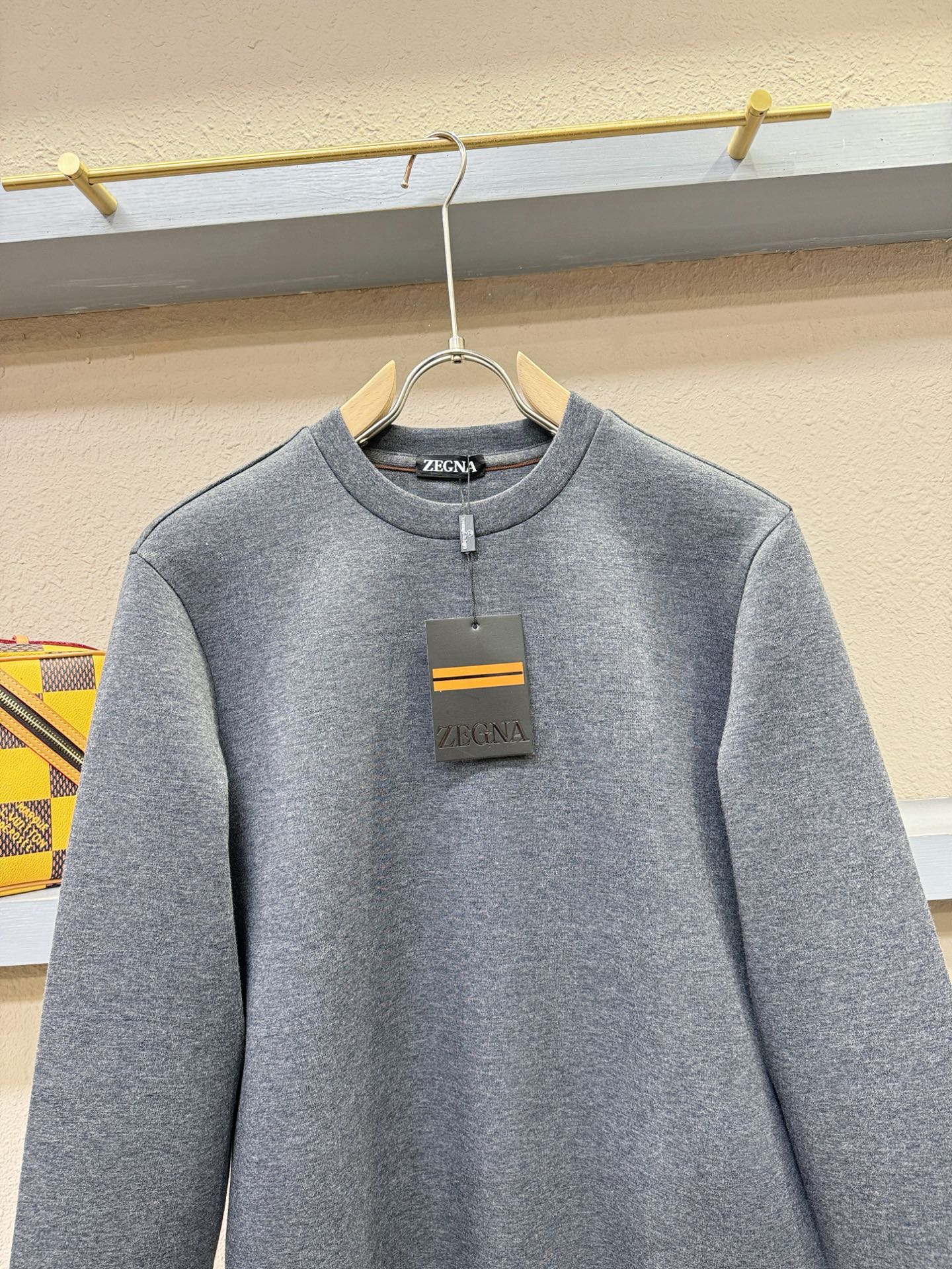 套装 Ermenegildo Zeg*a杰*亚 2025秋冬新款休闲套装，细节精致高级，高级感满满。定制