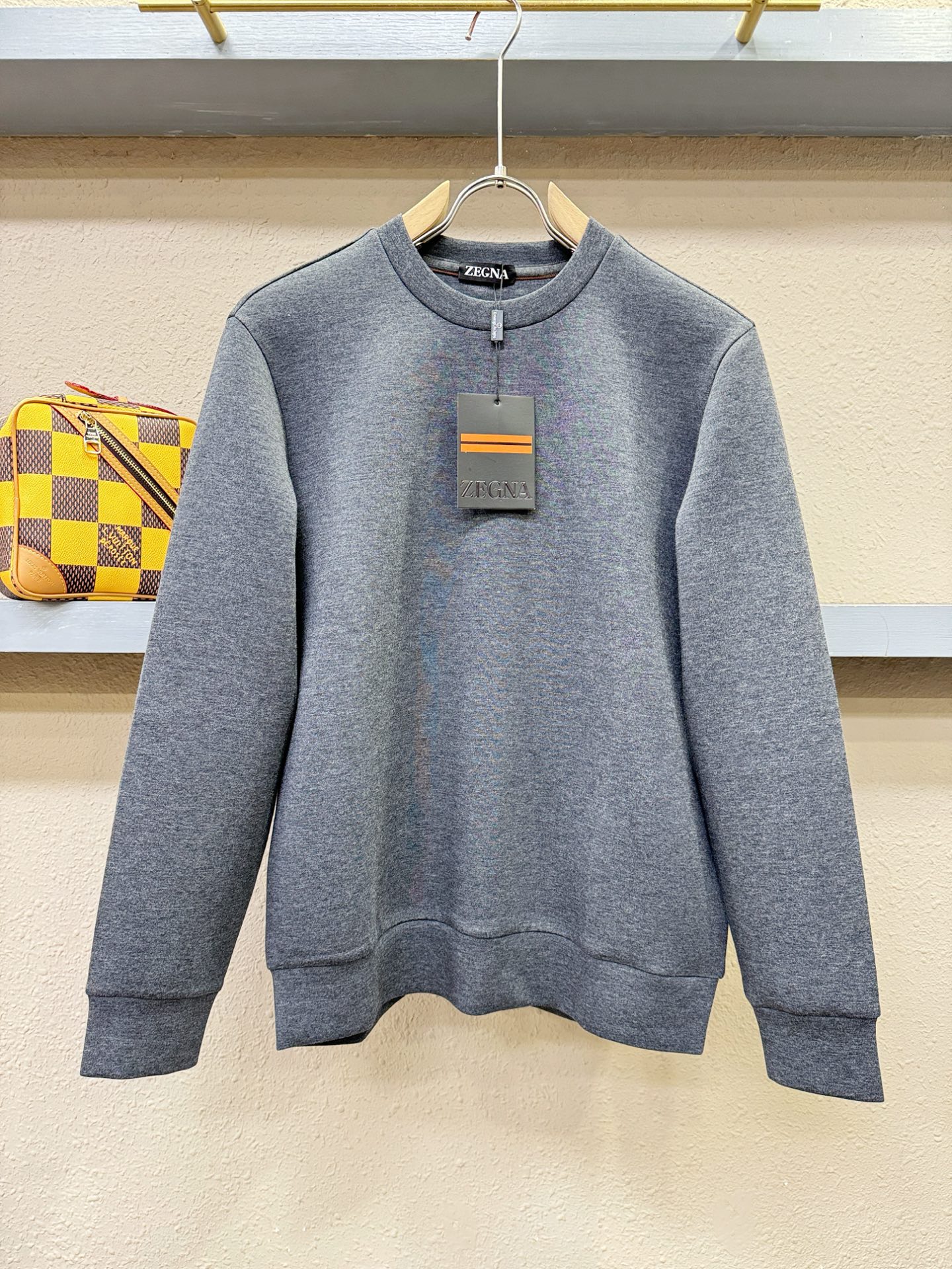 套装 Ermenegildo Zeg*a杰*亚 2025秋冬新款休闲套装，细节精致高级，高级感满满。定制