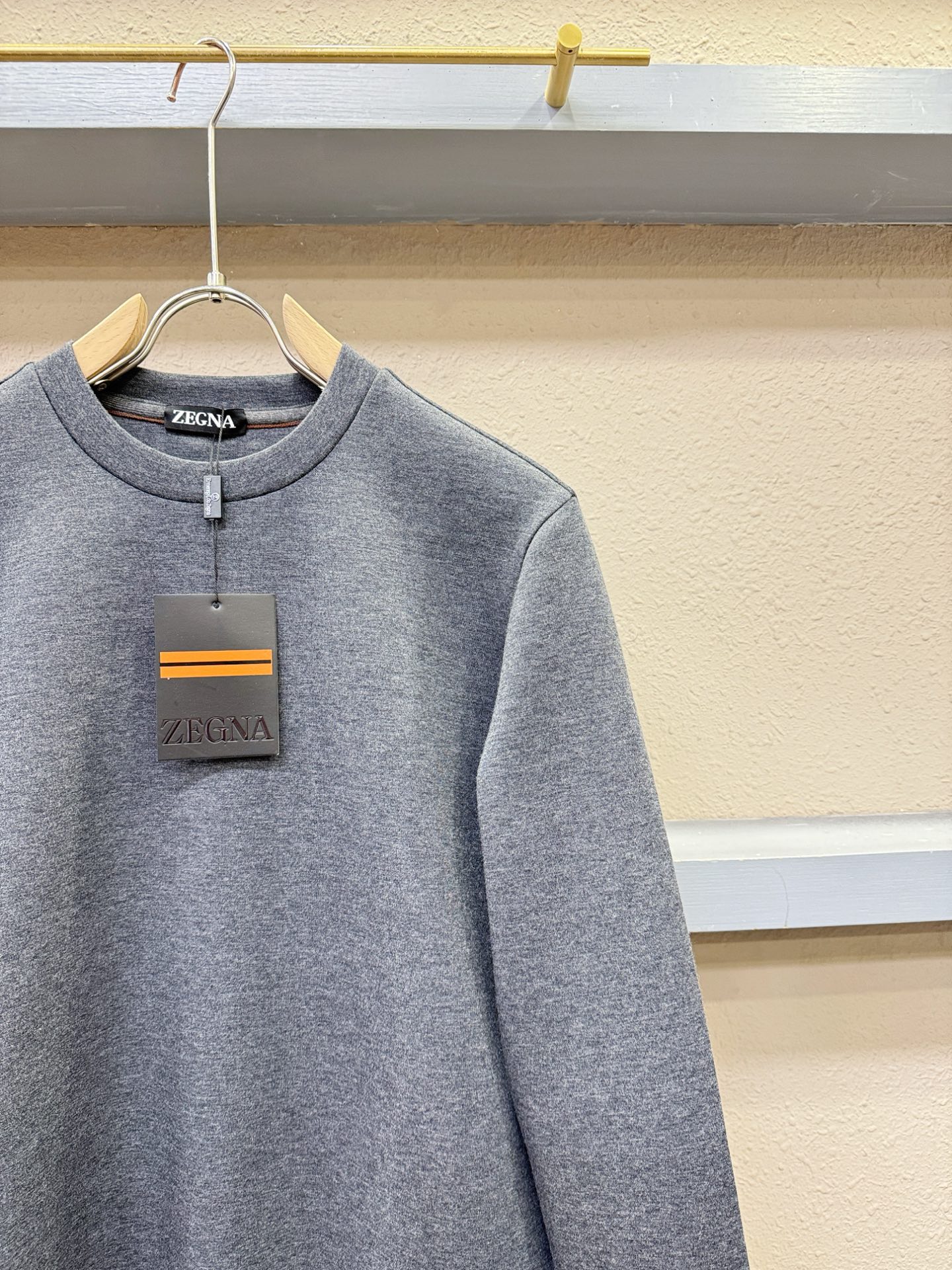 套装 Ermenegildo Zeg*a杰*亚 2025秋冬新款休闲套装，细节精致高级，高级感满满。定制