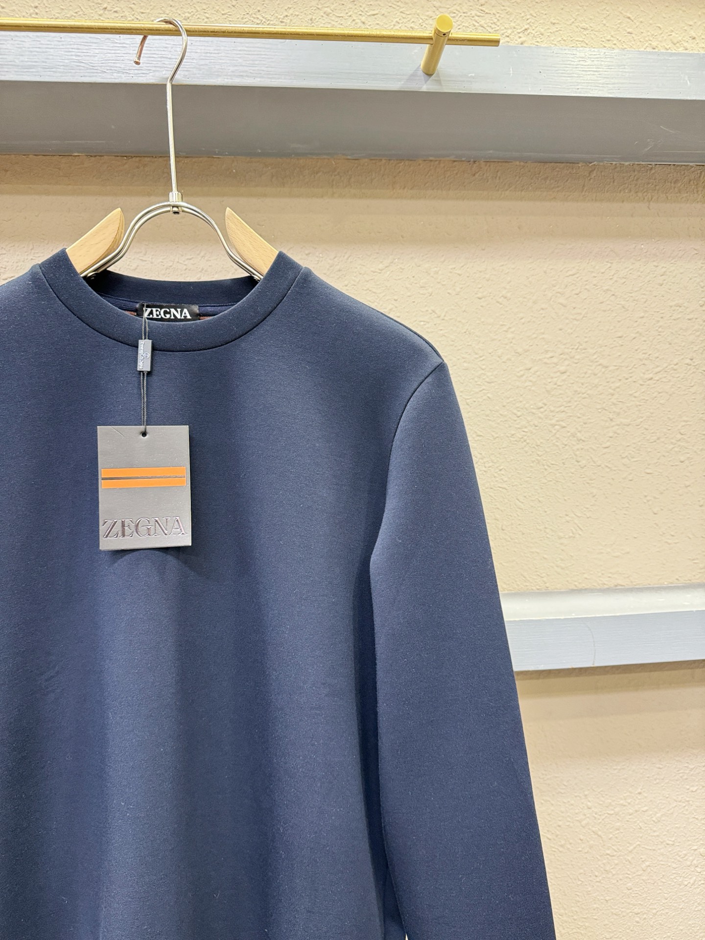 套装 Ermenegildo Zeg*a杰*亚 2025秋冬新款休闲套装，细节精致高级，高级感满满。定制