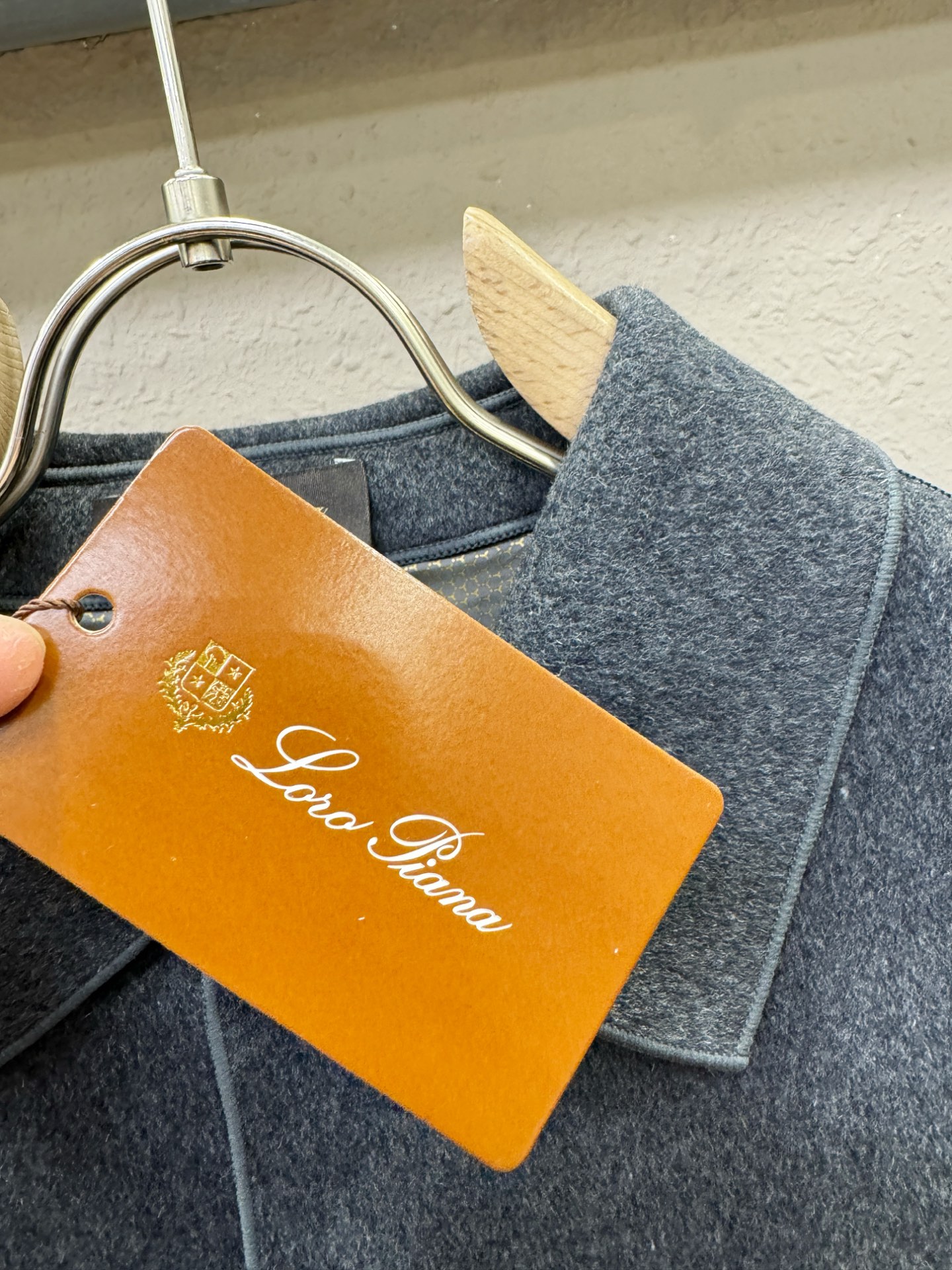 Loro Piana诺悠翩雅 2025秋冬新款外套，双面羊绒面料，原版五金配件，厚款外套，面料质感醇厚挺