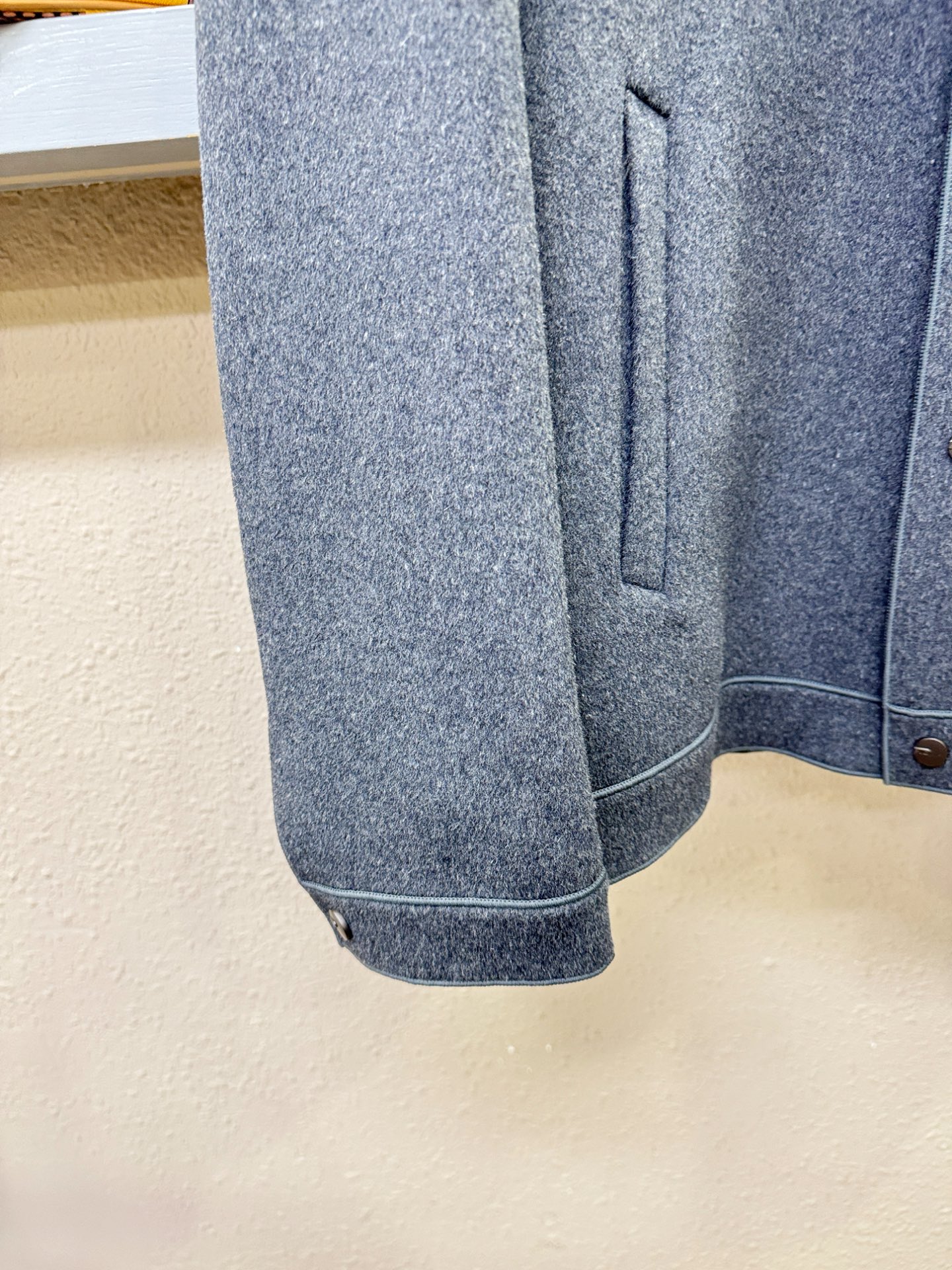 Loro Piana诺悠翩雅 2025秋冬新款外套，双面羊绒面料，原版五金配件，厚款外套，面料质感醇厚挺