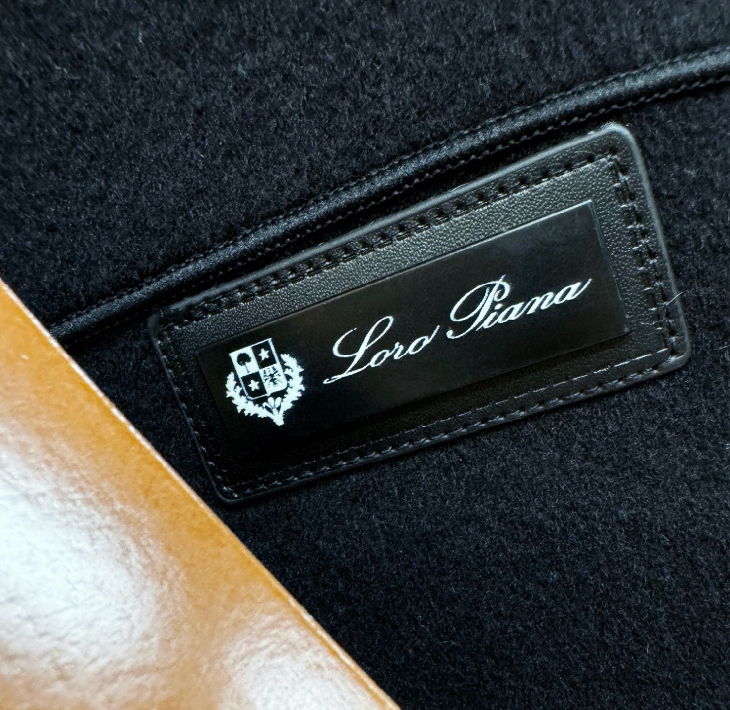 Loro Piana诺悠翩雅 2025秋冬新款外套，双面羊绒面料，原版五金配件，厚款外套，面料质感醇厚挺