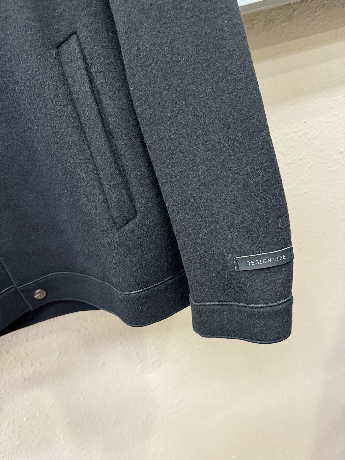 Loro Piana诺悠翩雅 2025秋冬新款外套，双面羊绒面料，原版五金配件，厚款外套，面料质感醇厚挺