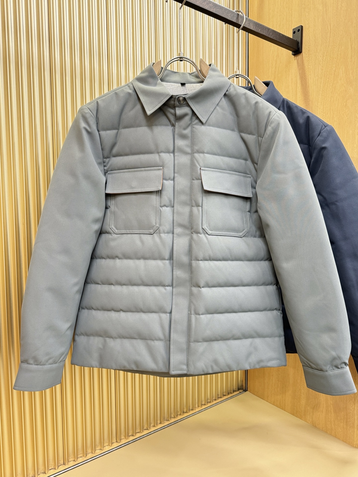 Ermenegildo Zeg*a杰*亚 2025新款羽绒服，秀场新品，品相非常完美，专柜高科技防水面料