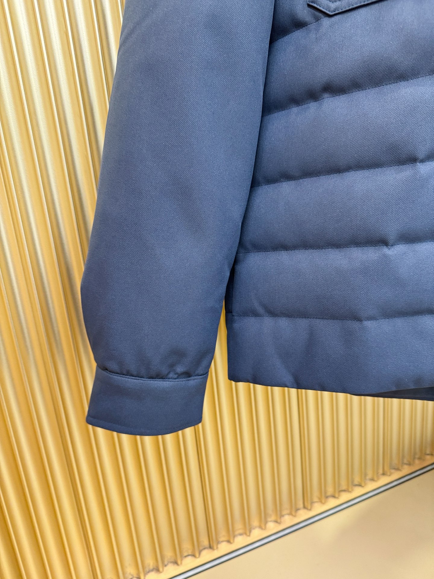 Ermenegildo Zeg*a杰*亚 2025新款羽绒服，秀场新品，品相非常完美，专柜高科技防水面料