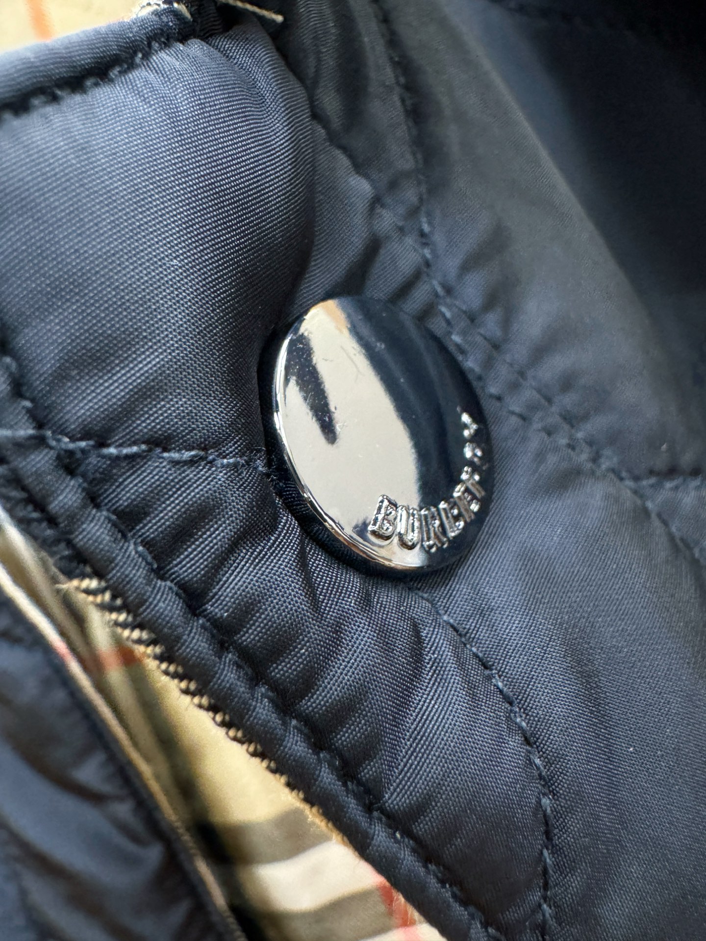 BURBERRY巴宝莉 2025秋冬新款棉服夹克外套，内里加棉，精工刺绣，原单狠货 意大利进口面料时尚夹