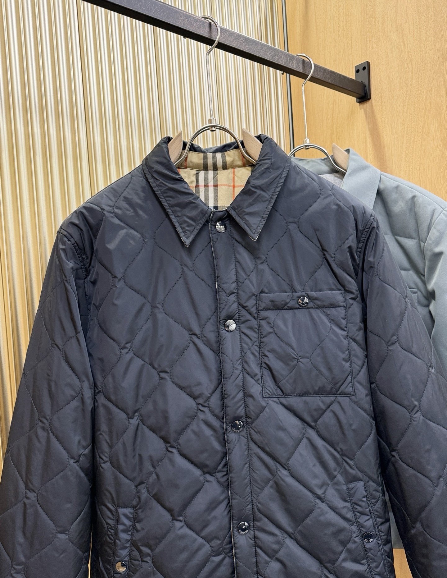 BURBERRY巴宝莉 2025秋冬新款棉服夹克外套，内里加棉，精工刺绣，原单狠货 意大利进口面料时尚夹