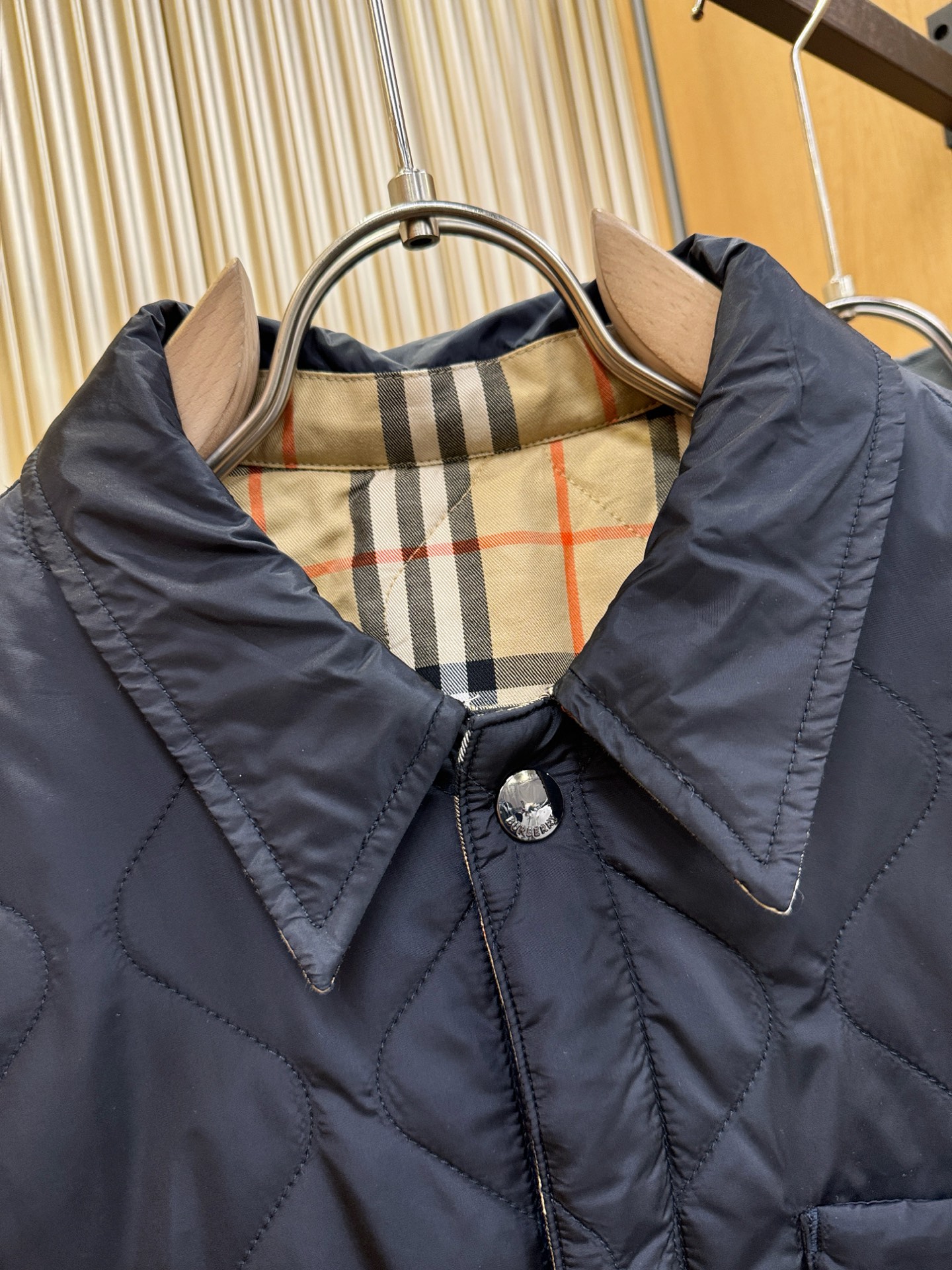 BURBERRY巴宝莉 2025秋冬新款棉服夹克外套，内里加棉，精工刺绣，原单狠货 意大利进口面料时尚夹