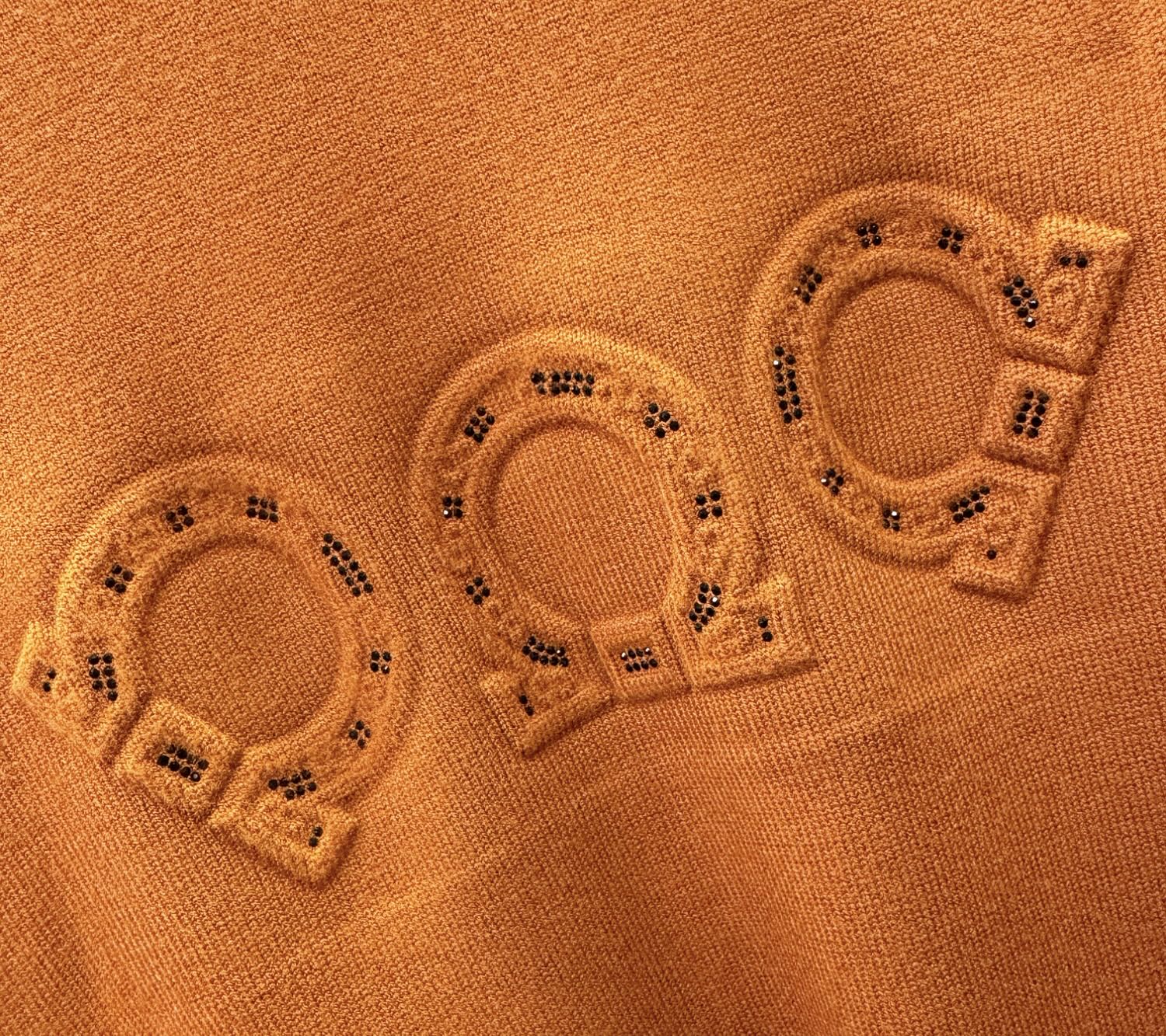 Ferrag *mo菲拉格慕 2025新款毛衣，胸前logo设计！贸易公司渠道稀出，同步官网发售！秋冬系