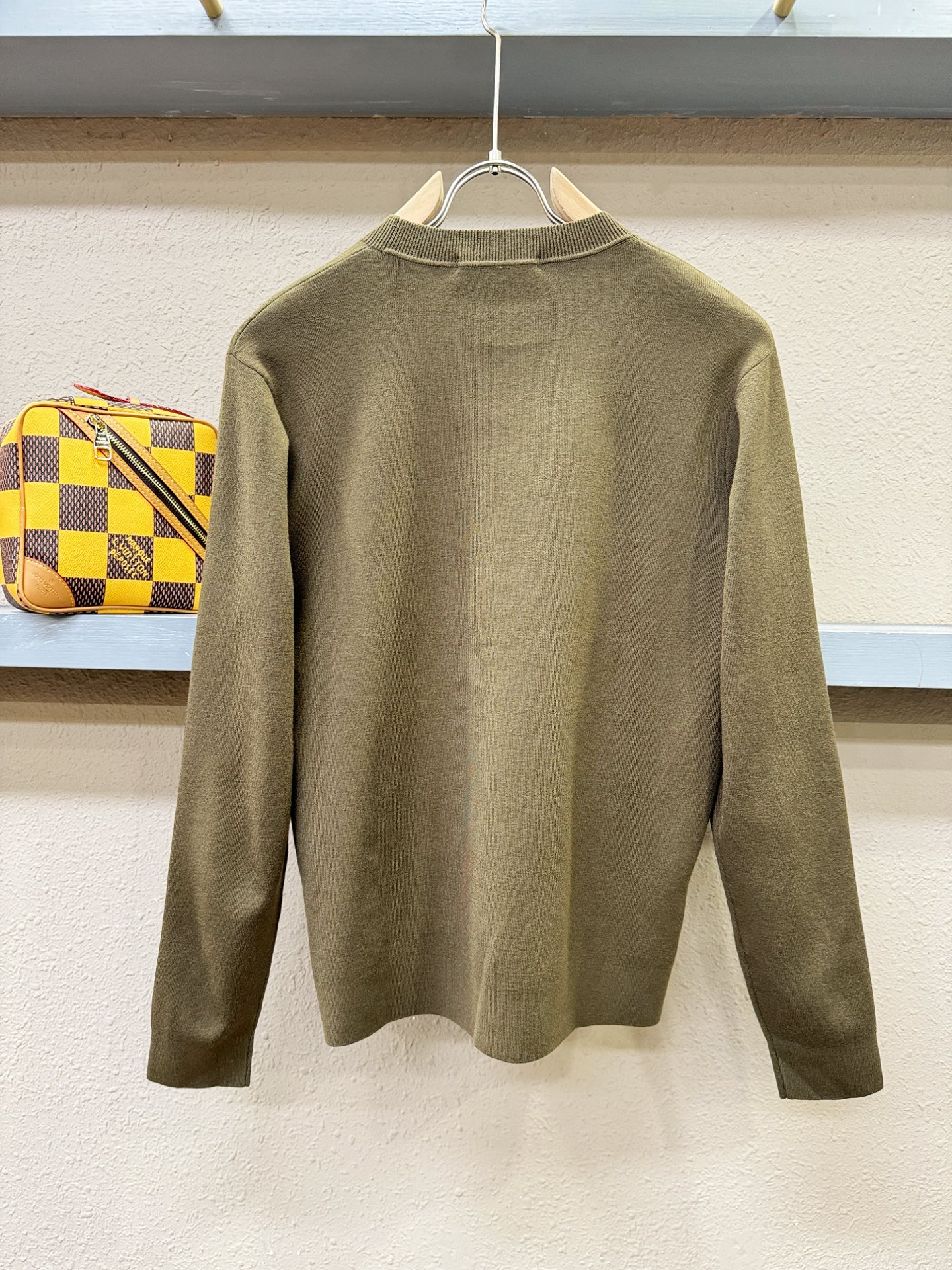 BURBERRY巴宝莉 2025新款毛衣，胸前logo设计！贸易公司渠道稀出，同步官网发售！秋冬系列经典