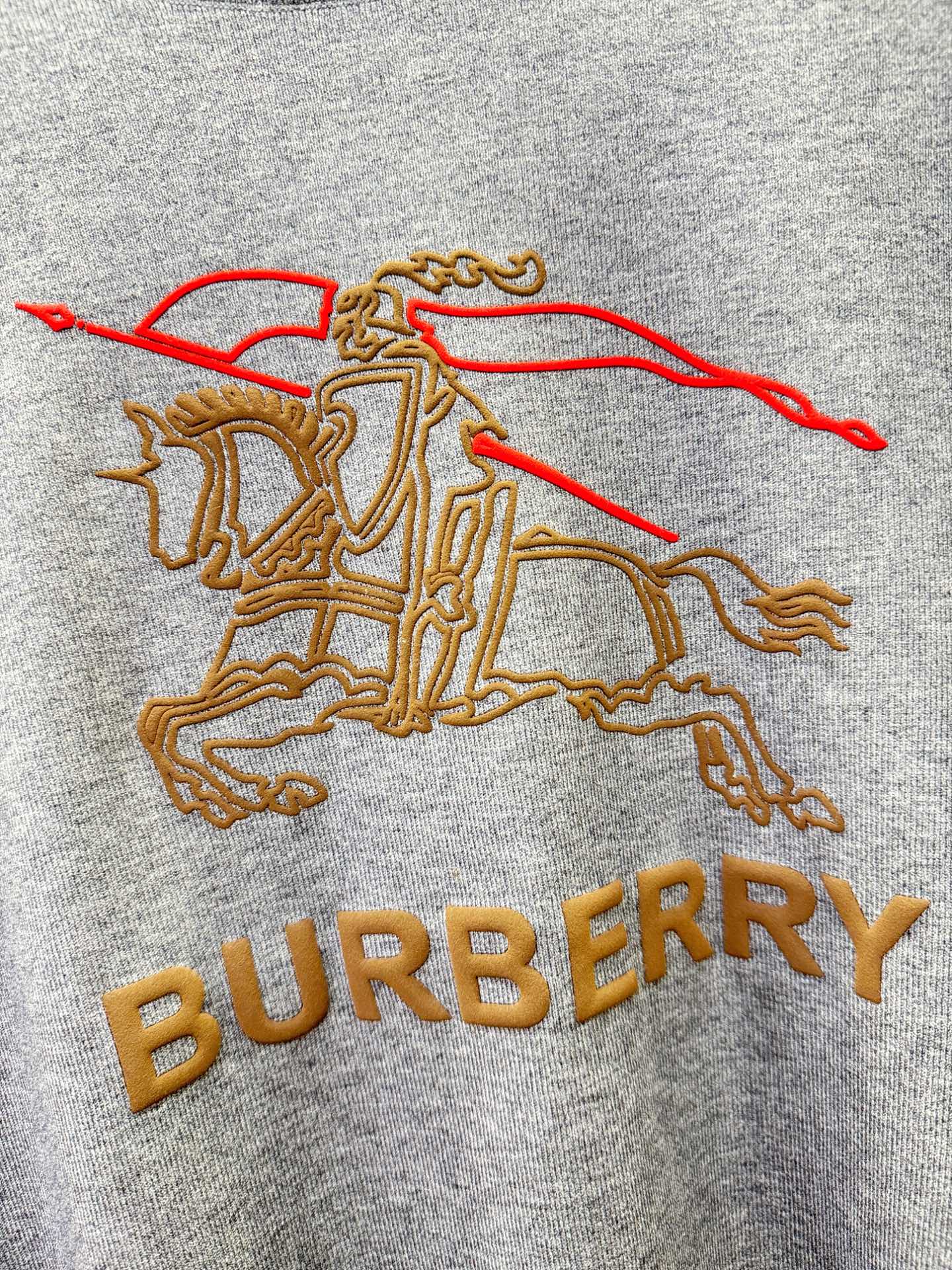BURBERRY巴宝莉 2025新款毛衣，胸前logo设计！贸易公司渠道稀出，同步官网发售！秋冬系列经典