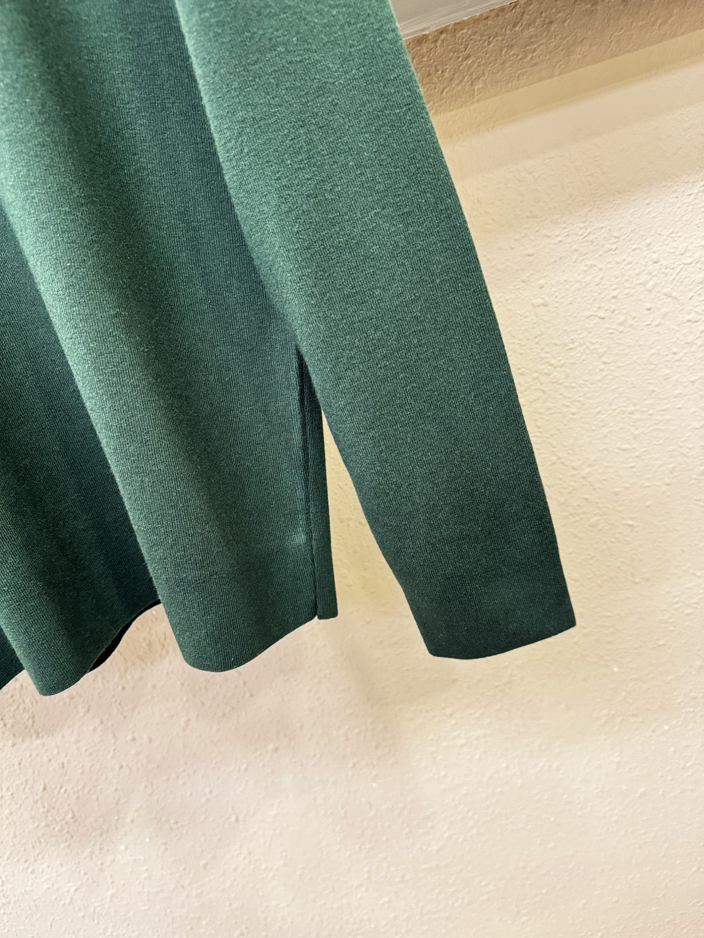 BURBERRY巴宝莉 2025新款毛衣，胸前logo设计！贸易公司渠道稀出，同步官网发售！秋冬系列经典