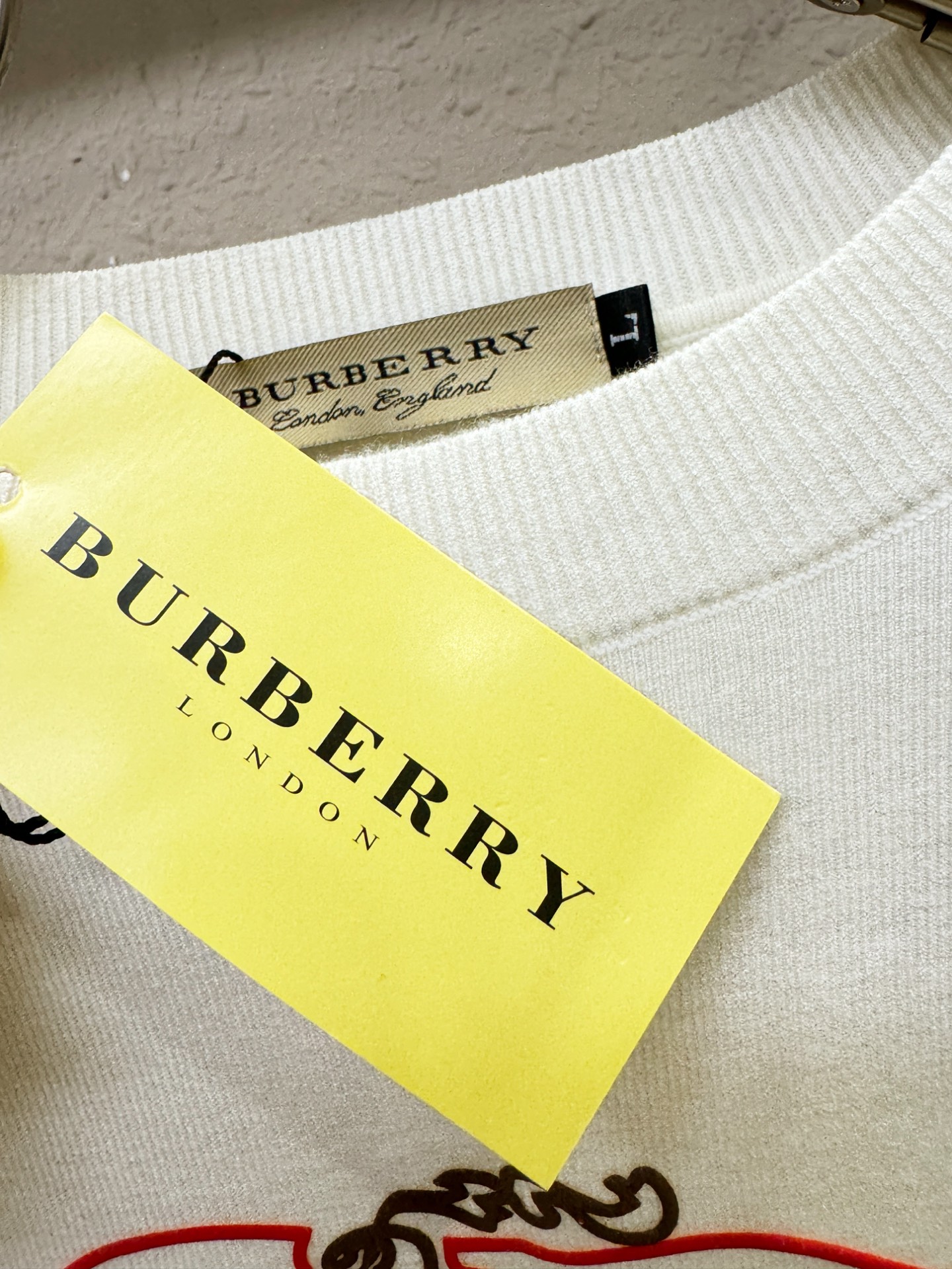 BURBERRY巴宝莉 2025新款毛衣，胸前logo设计！贸易公司渠道稀出，同步官网发售！秋冬系列经典