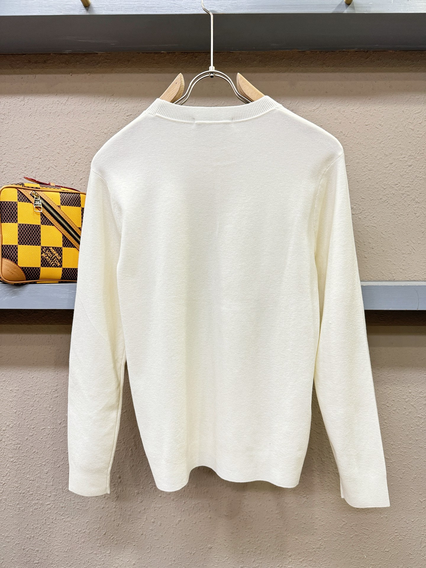 BURBERRY巴宝莉 2025新款毛衣，胸前logo设计！贸易公司渠道稀出，同步官网发售！秋冬系列经典