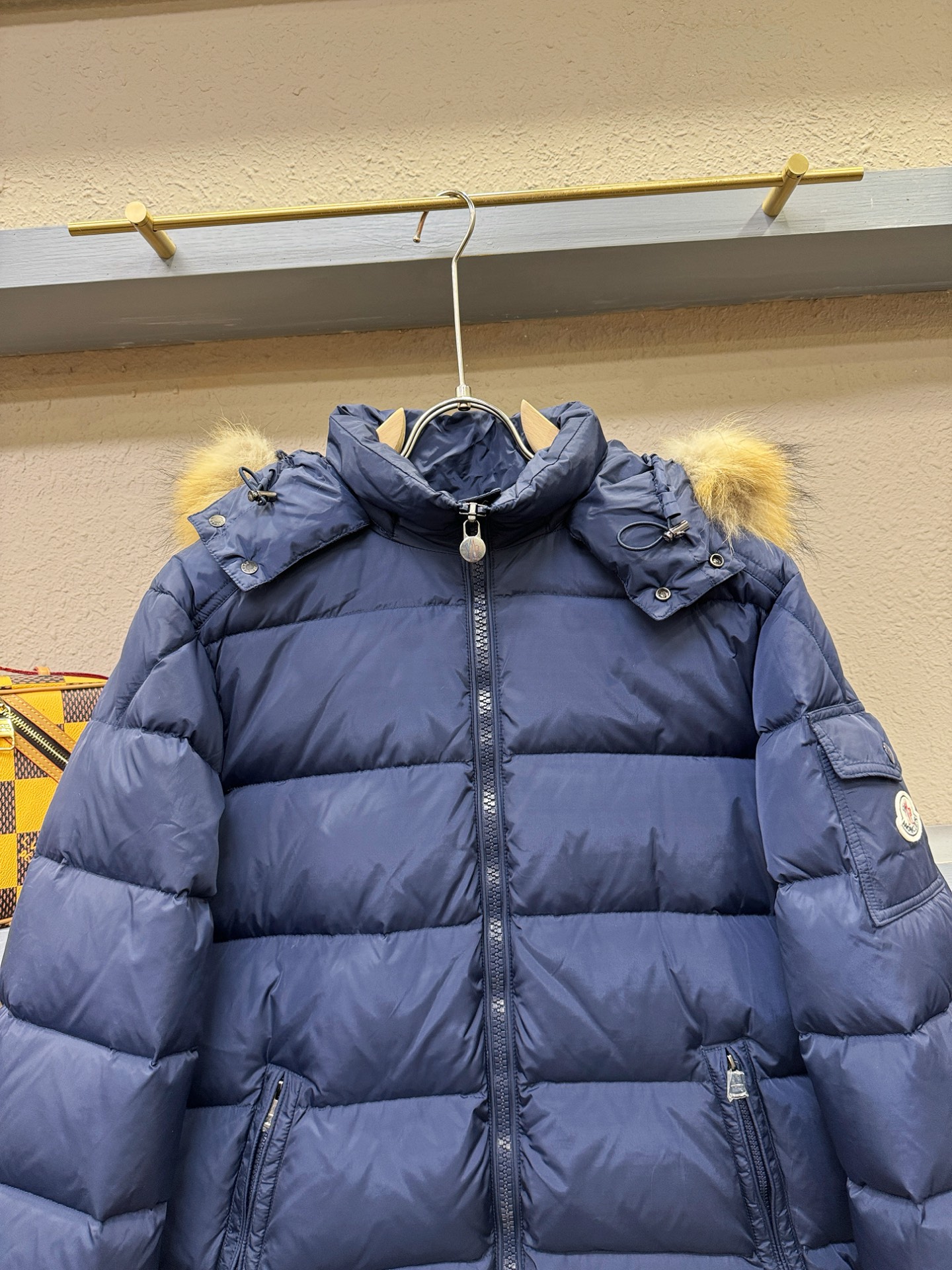 Moncler蒙口 2025新款羽绒服，秀场新品，品相非常完美，专柜高科技防水面料，内里90%白鹅绒填充