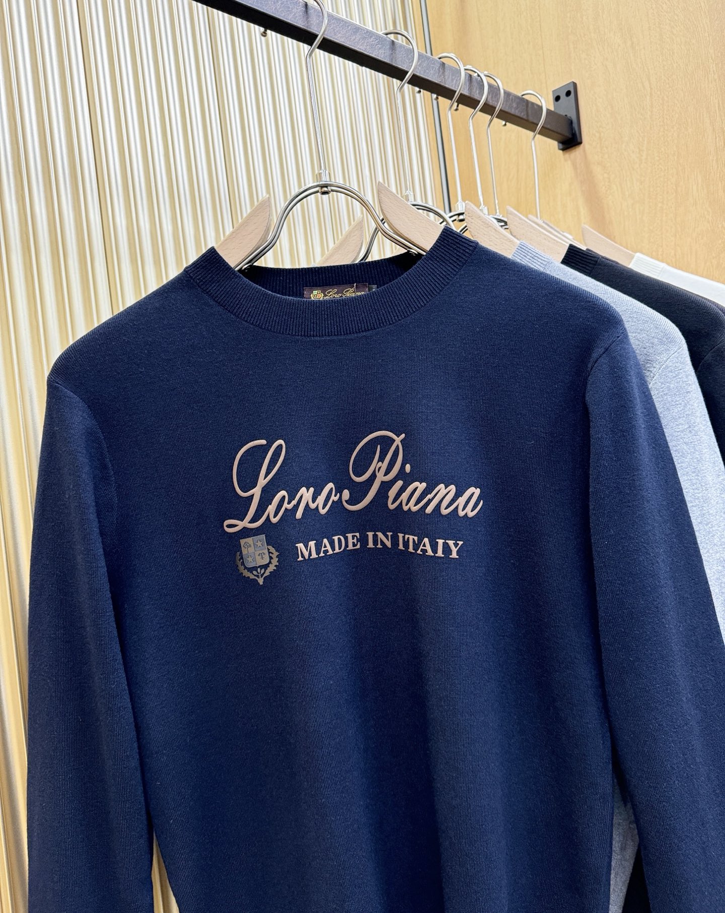 Loro Piana诺悠翩雅 2025新款毛衣，胸前logo设计！贸易公司渠道稀出，同步官网发售！秋冬系