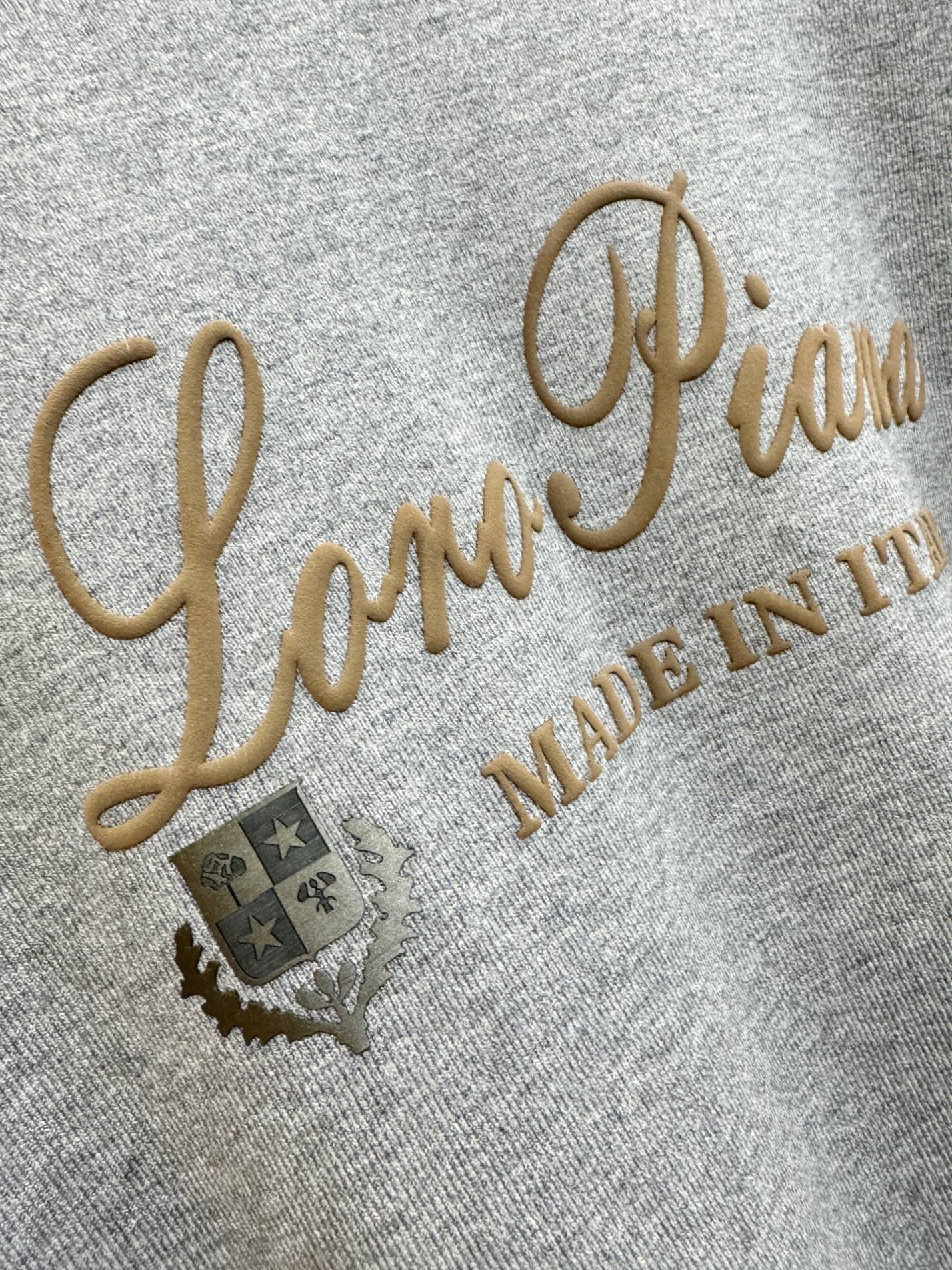 Loro Piana诺悠翩雅 2025新款毛衣，胸前logo设计！贸易公司渠道稀出，同步官网发售！秋冬系