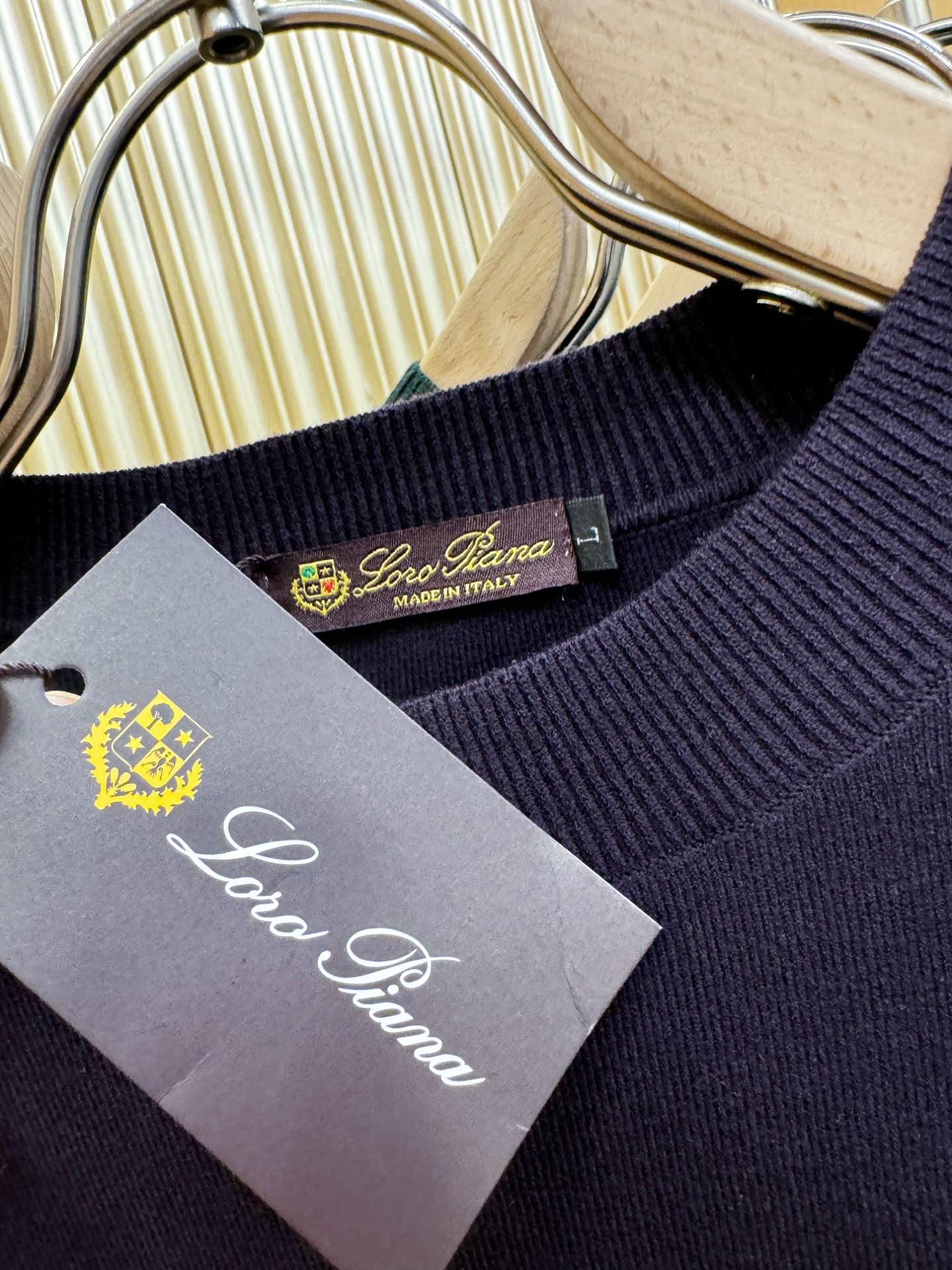 Loro Piana诺悠翩雅 2025新款毛衣，胸前logo设计！贸易公司渠道稀出，同步官网发售！秋冬系