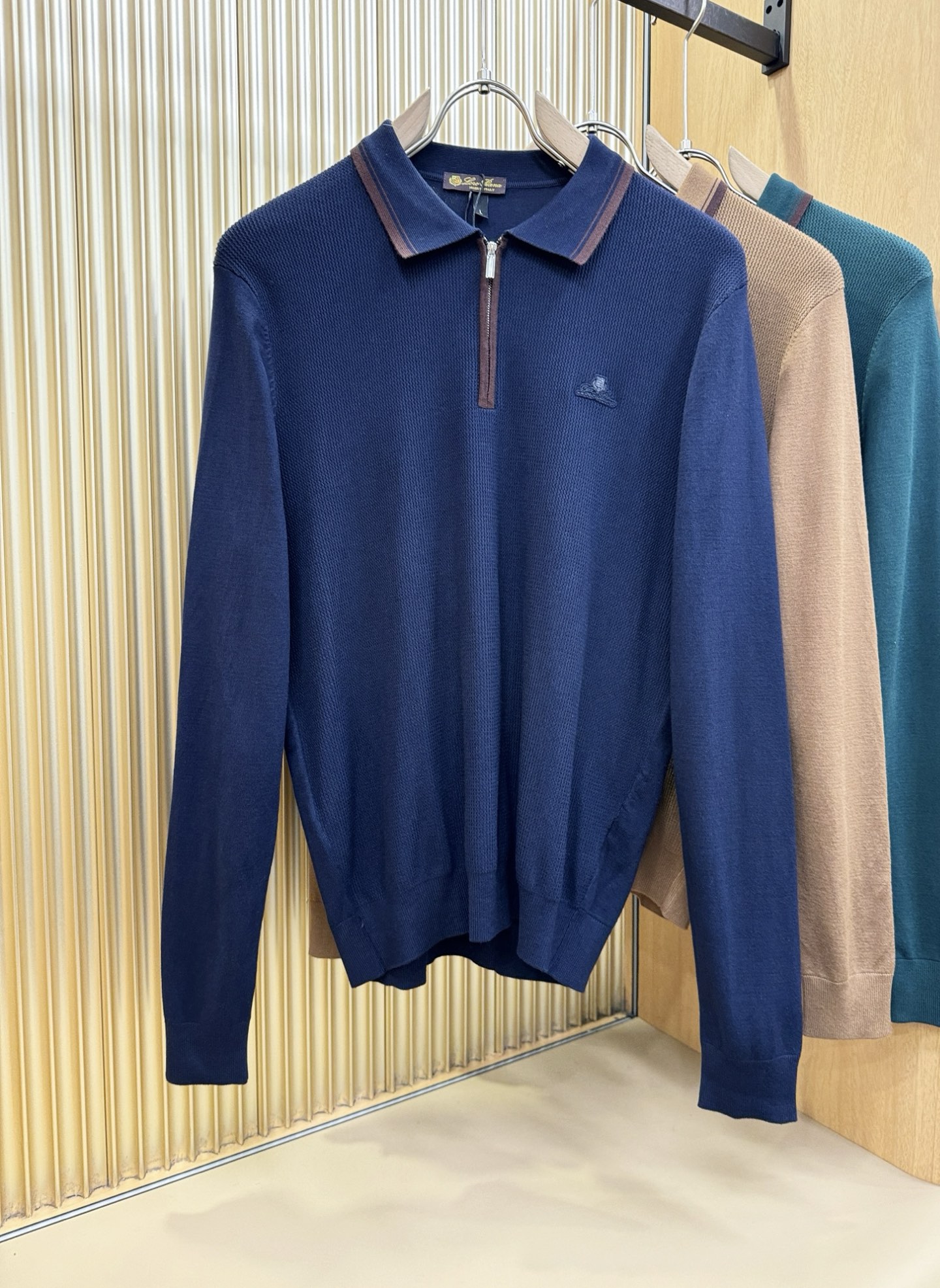 Loro Piana诺悠翩雅 2025新款毛衣，胸前logo设计！贸易公司渠道稀出，同步官网发售！秋冬系