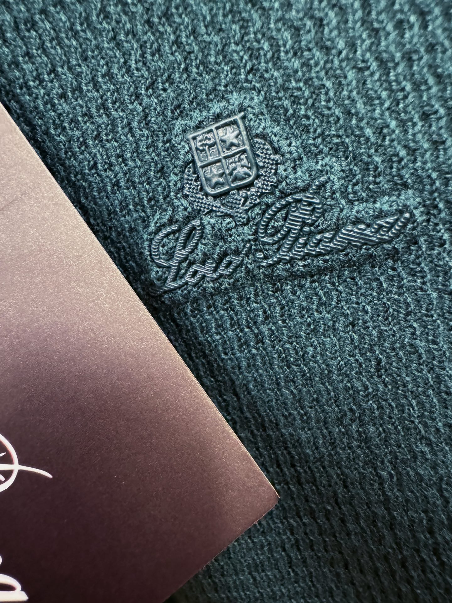 Loro Piana诺悠翩雅 2025新款毛衣，胸前logo设计！贸易公司渠道稀出，同步官网发售！秋冬系