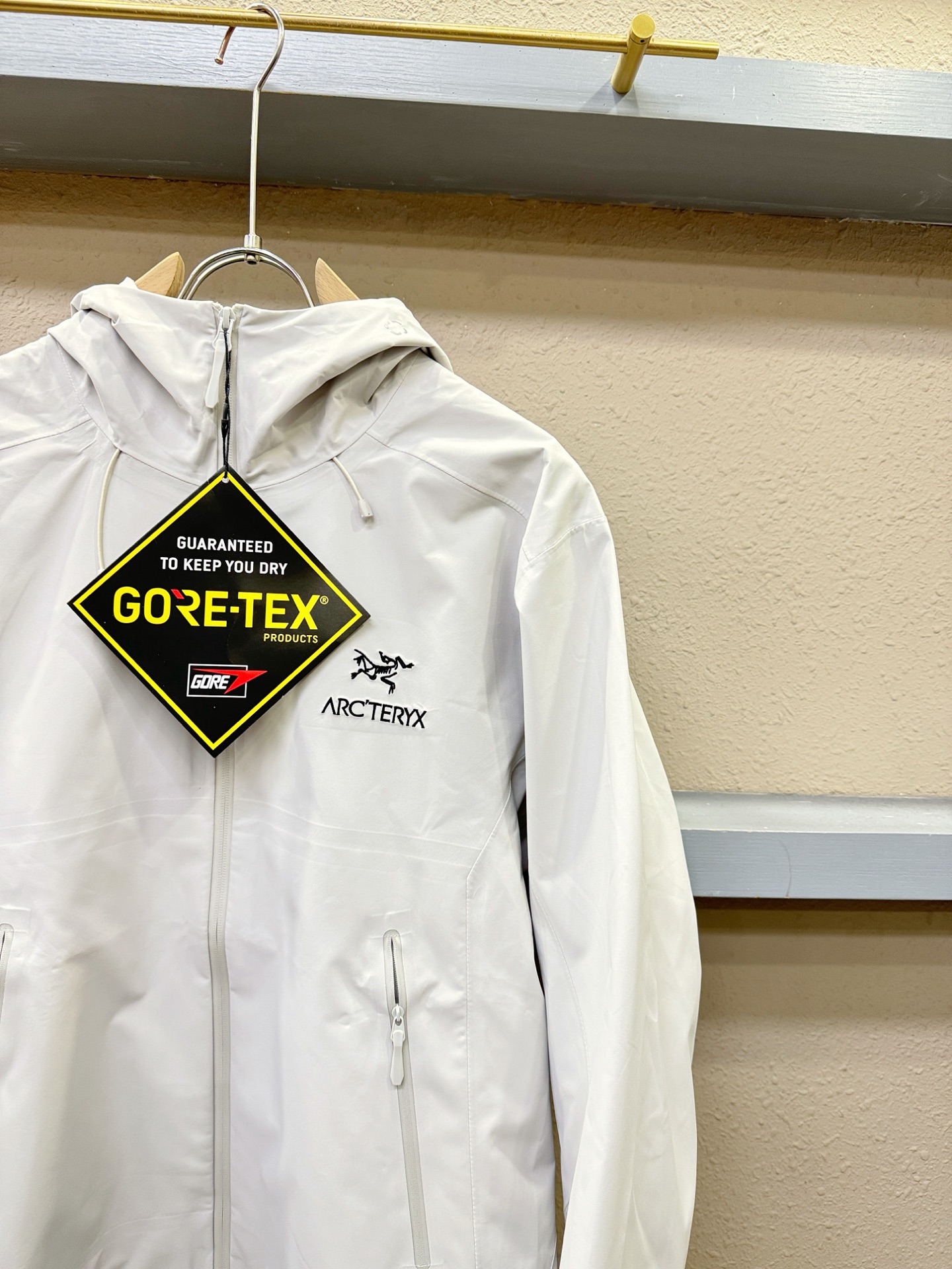 ARC‘TERYX/始祖鸟 户外防水向导级冲锋衣机能风拉链夹克，硬壳防风防水冲锋衣，全压胶工艺，高品质Y