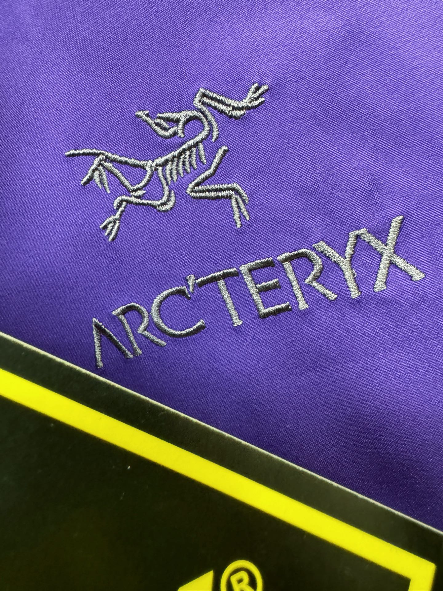 ARC‘TERYX/始祖鸟 户外防水向导级冲锋衣机能风拉链夹克，硬壳防风防水冲锋衣，全压胶工艺，高品质Y