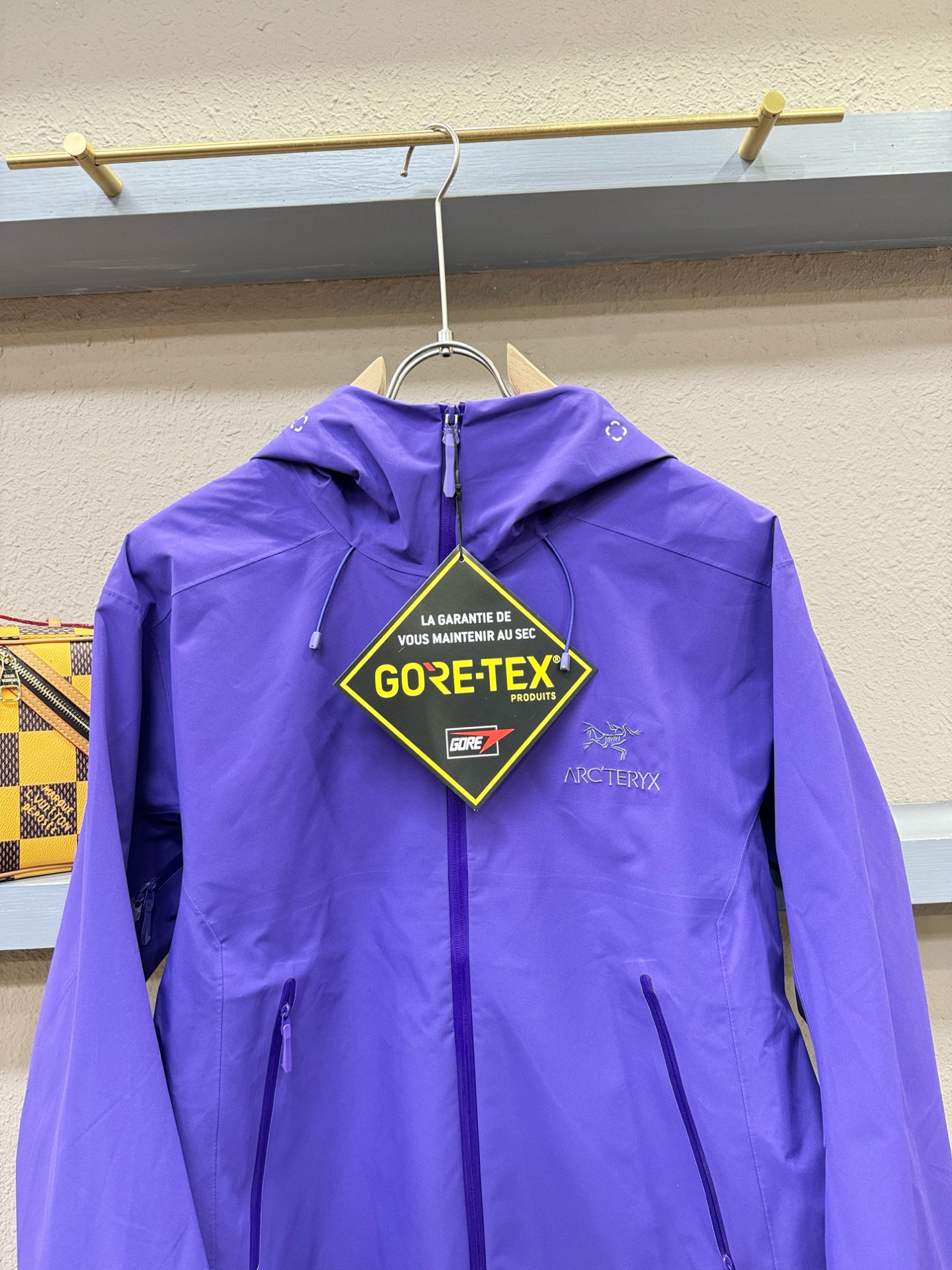 ARC‘TERYX/始祖鸟 户外防水向导级冲锋衣机能风拉链夹克，硬壳防风防水冲锋衣，全压胶工艺，高品质Y