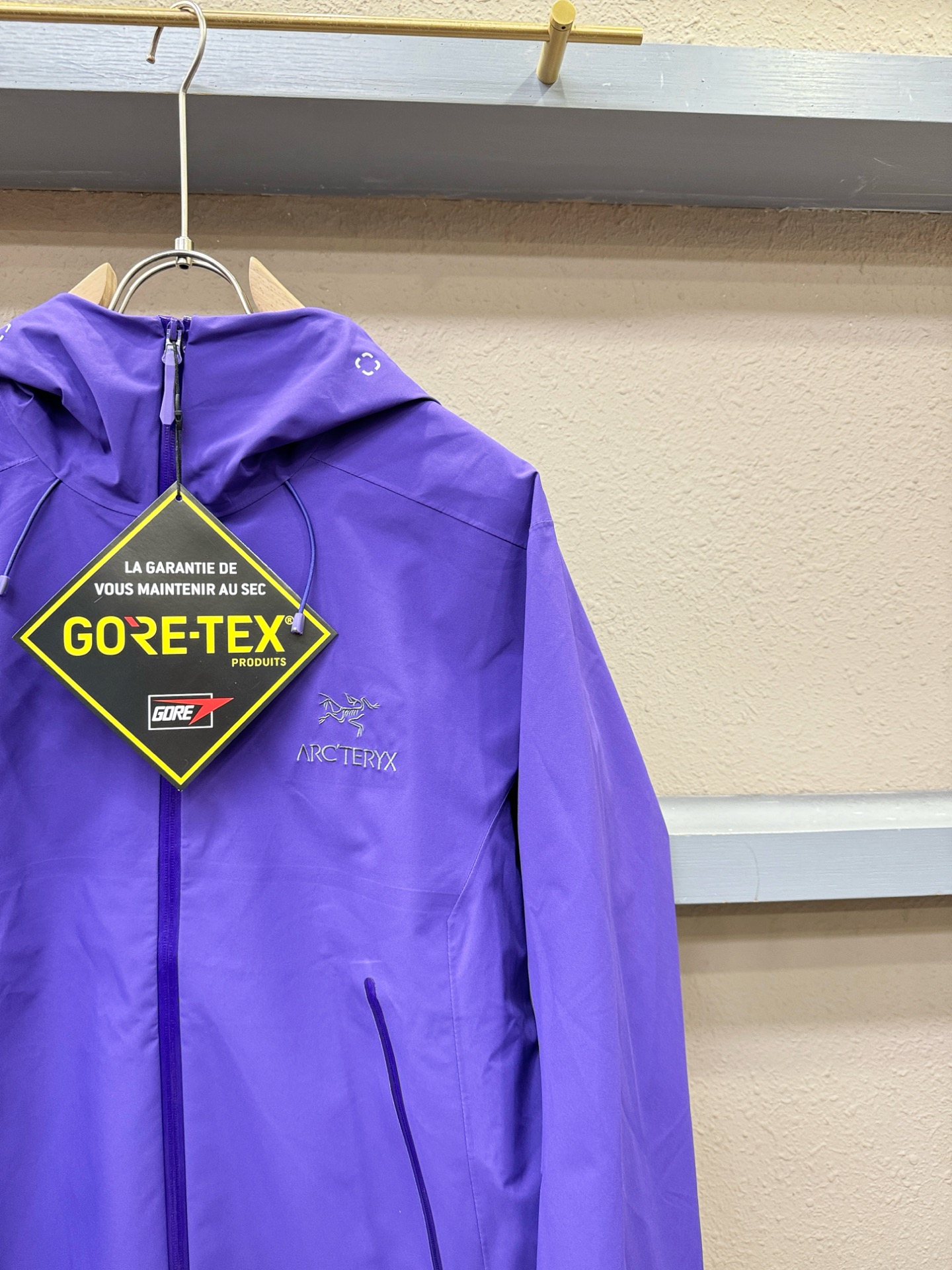 ARC‘TERYX/始祖鸟 户外防水向导级冲锋衣机能风拉链夹克，硬壳防风防水冲锋衣，全压胶工艺，高品质Y