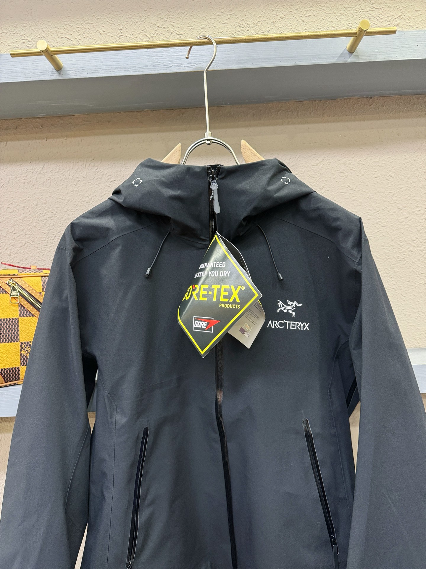 ARC‘TERYX/始祖鸟 户外防水向导级冲锋衣机能风拉链夹克，硬壳防风防水冲锋衣，全压胶工艺，高品质Y