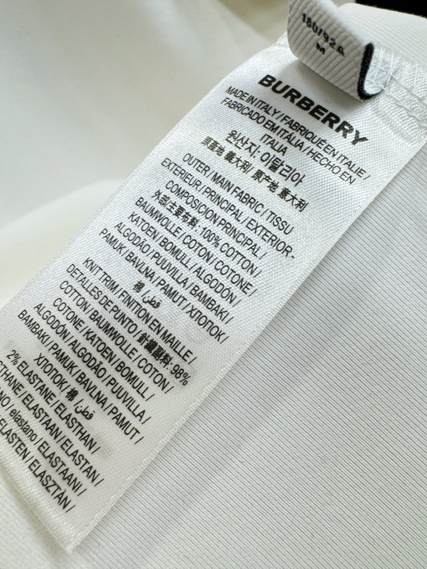 BURBERRY巴宝莉 秋冬新品 短袖T恤，经典Logo设计，百搭款 官网同步发售 定制面料，柔软细腻 