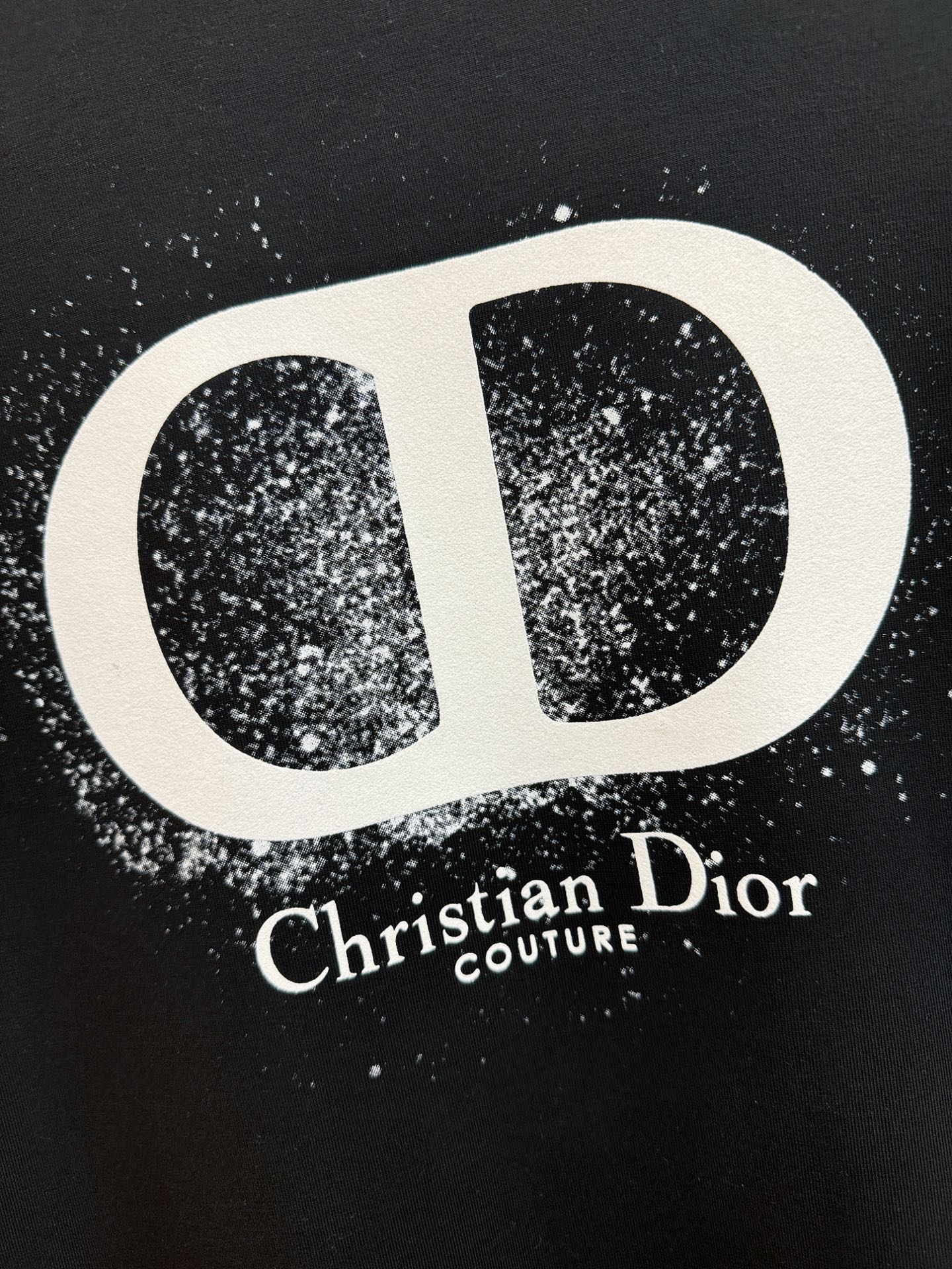 Dior迪奥 秋季新品 长袖卫衣，经典Logo设计，百搭款 官网同步发售 定制面料，柔软细腻，亲肤感极高