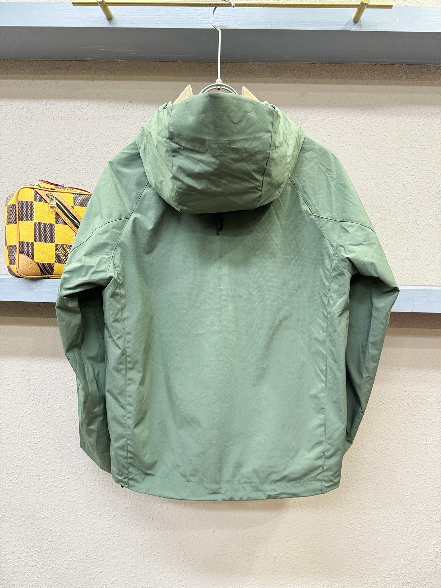 ARC‘TERYX/始祖鸟 2025秋冬新款夹克外套，原单狠货 意大利进口面料时尚夹克外套。欧洲专柜同步