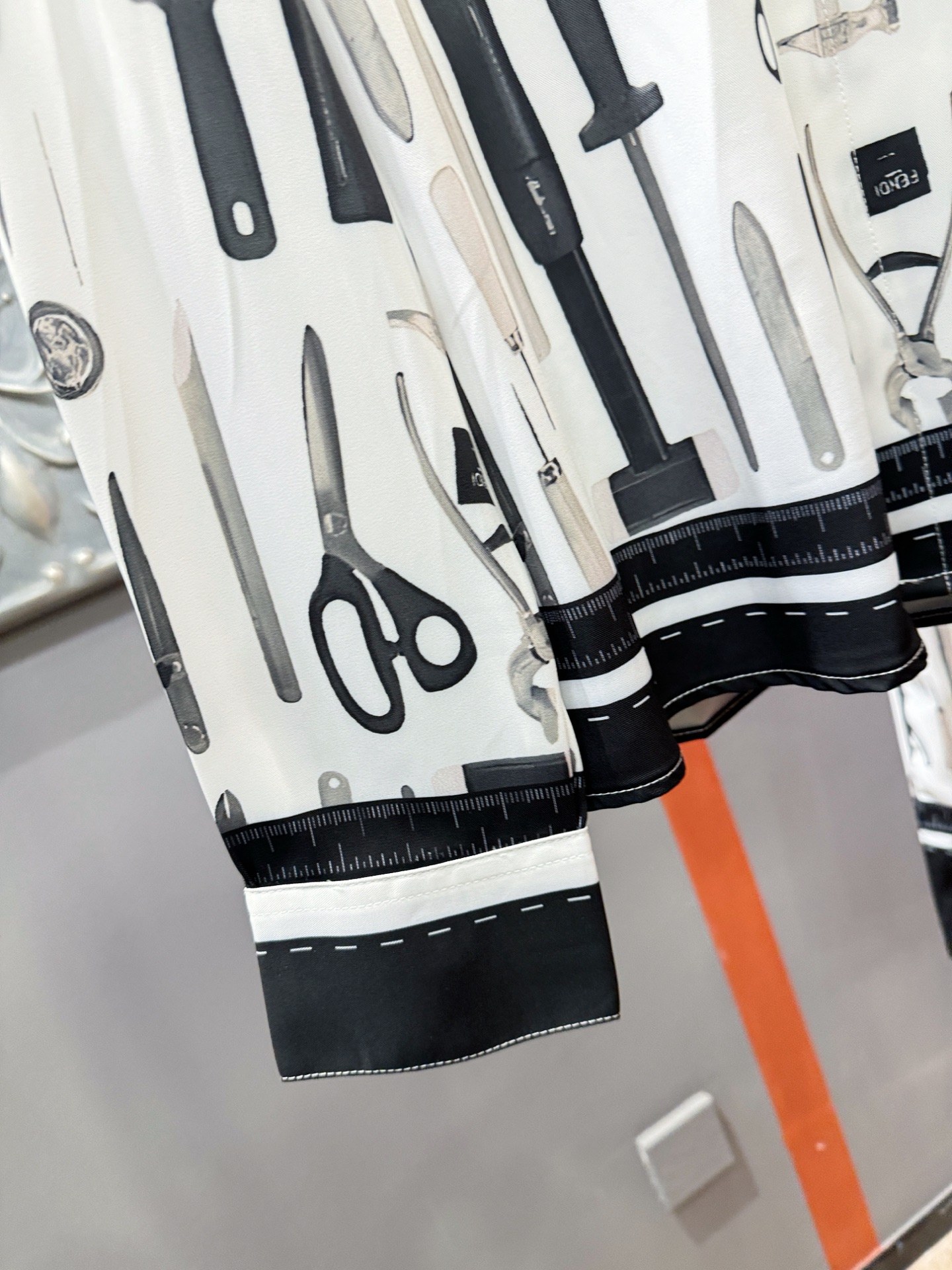 高定款(真丝面料升级 ) FENDI芬迪 最大可穿250斤‼️ 2025新款真丝套装，男女同款家居服套装