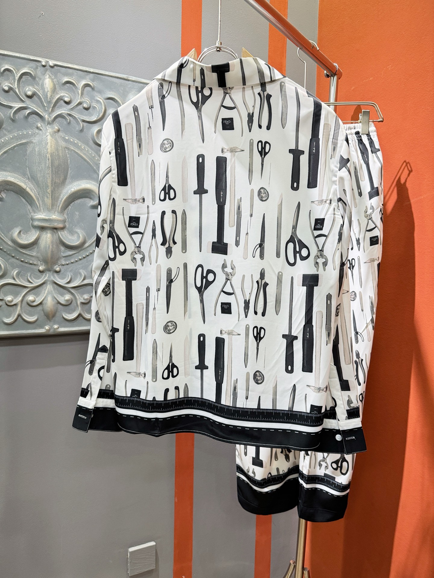 高定款(真丝面料升级 ) FENDI芬迪 最大可穿250斤‼️ 2025新款真丝套装，男女同款家居服套装