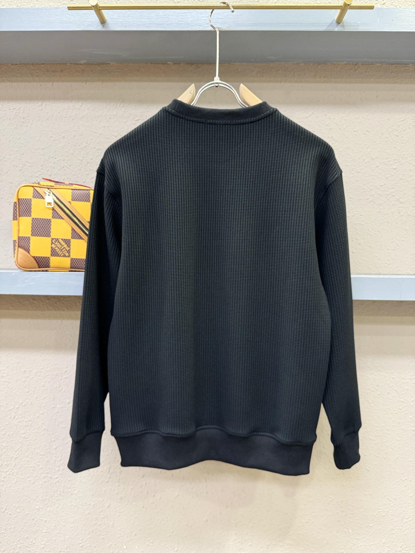 PRADA 普拉达 2025ss秋冬新品 长袖卫衣，经典Logo设计，百搭款 官网同步发售 定制面料，柔