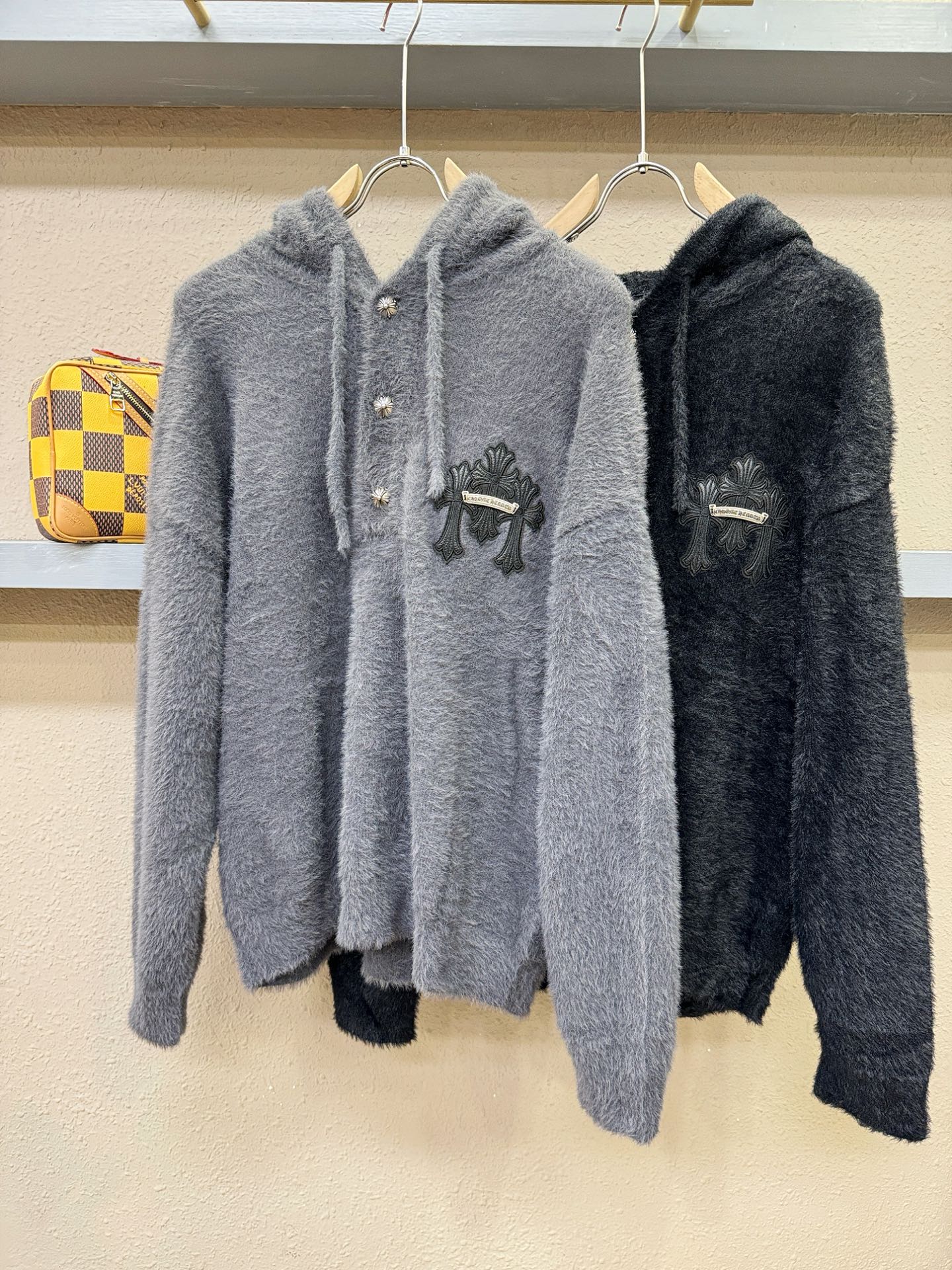 CHROME HEARTS 克罗心 2025秋冬新款水貂毛毛衣。手感柔软。 logo图案设计，贸易公司渠