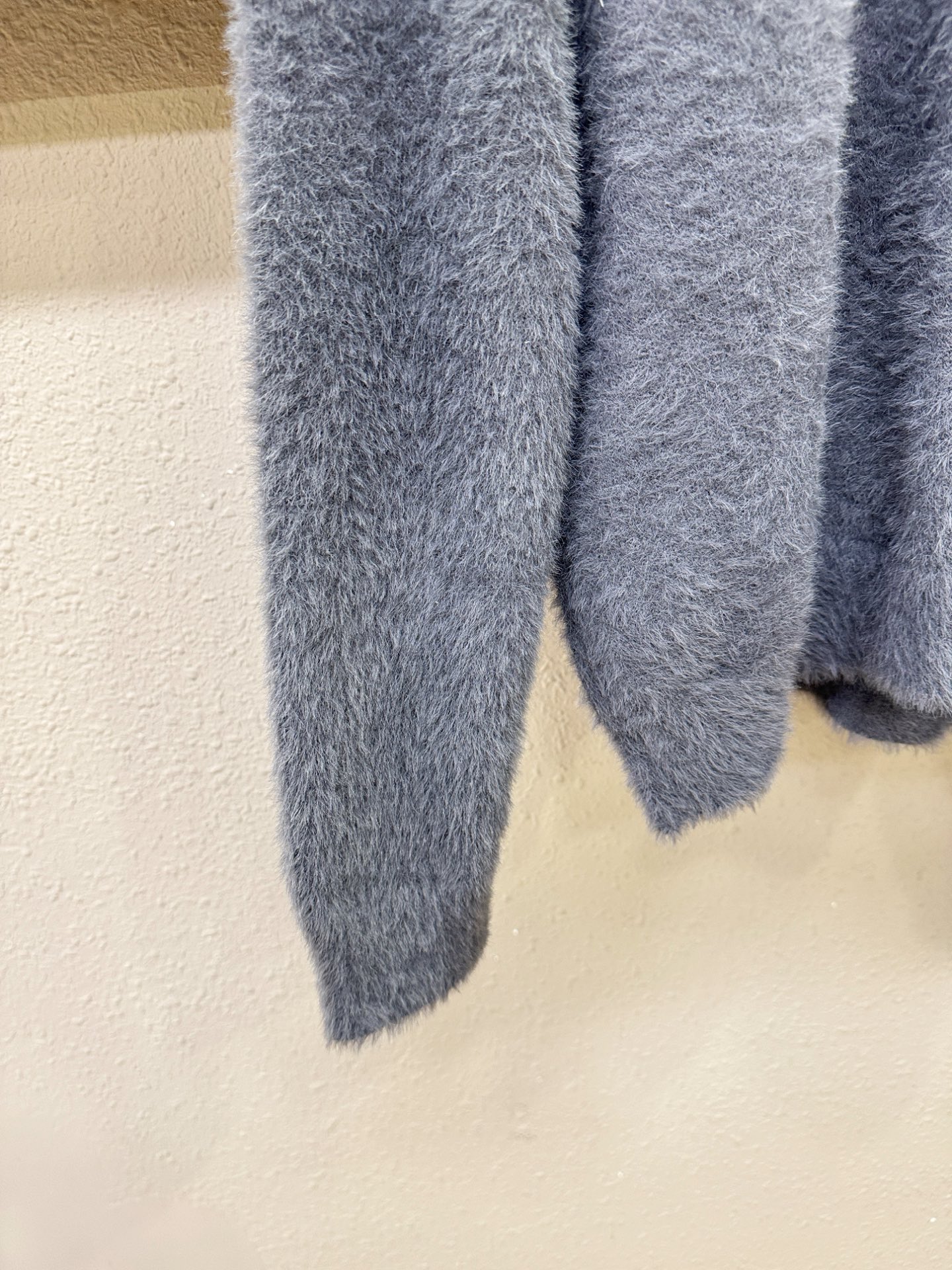 CHROME HEARTS 克罗心 2025秋冬新款水貂毛毛衣。手感柔软。 logo图案设计，贸易公司渠