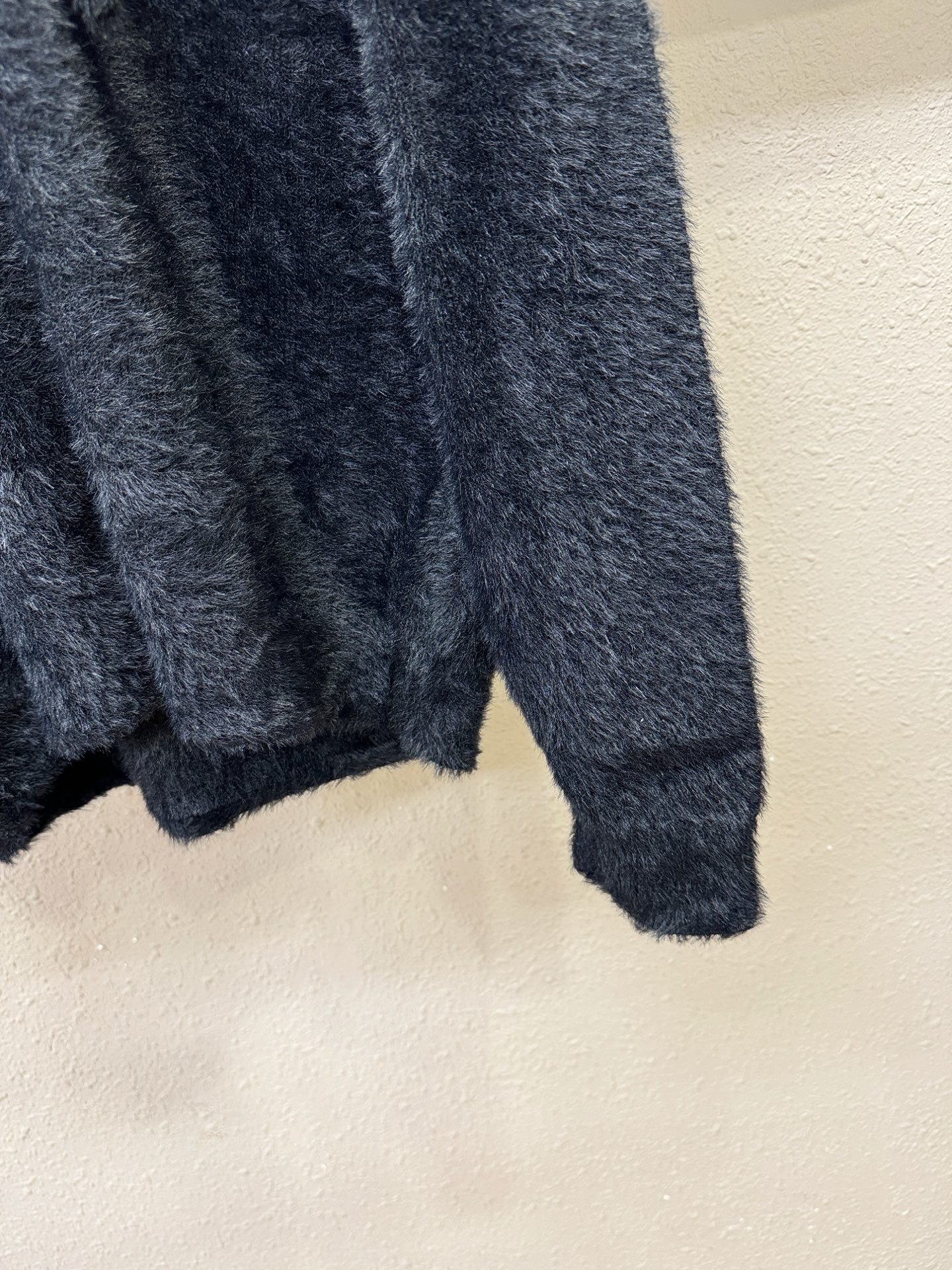 CHROME HEARTS 克罗心 2025秋冬新款水貂毛毛衣，手感柔软。 logo图案设计，贸易公司渠