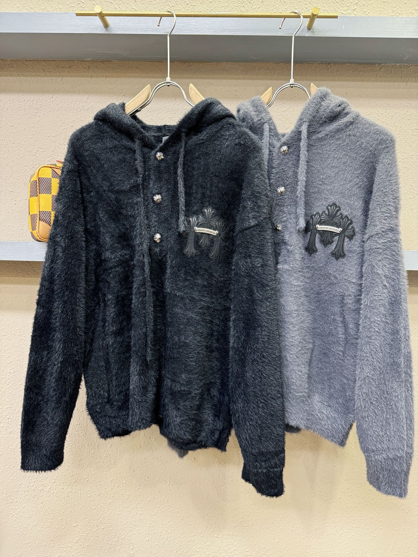 CHROME HEARTS 克罗心 2025秋冬新款水貂毛毛衣，手感柔软。 logo图案设计，贸易公司渠