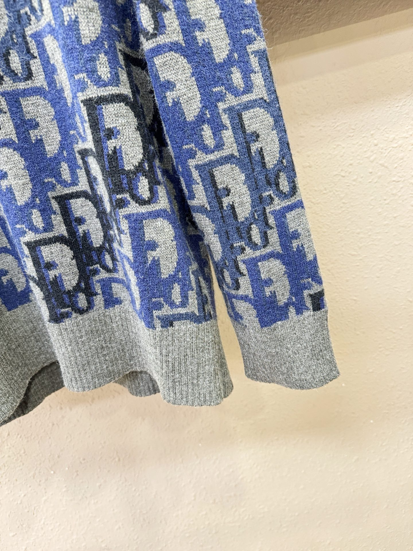 顶级版Dior迪奥 专柜同步 冬季新款羊毛衫（绵羊毛100%）甄选客供进口100％绵羊毛材质！面料手感偏