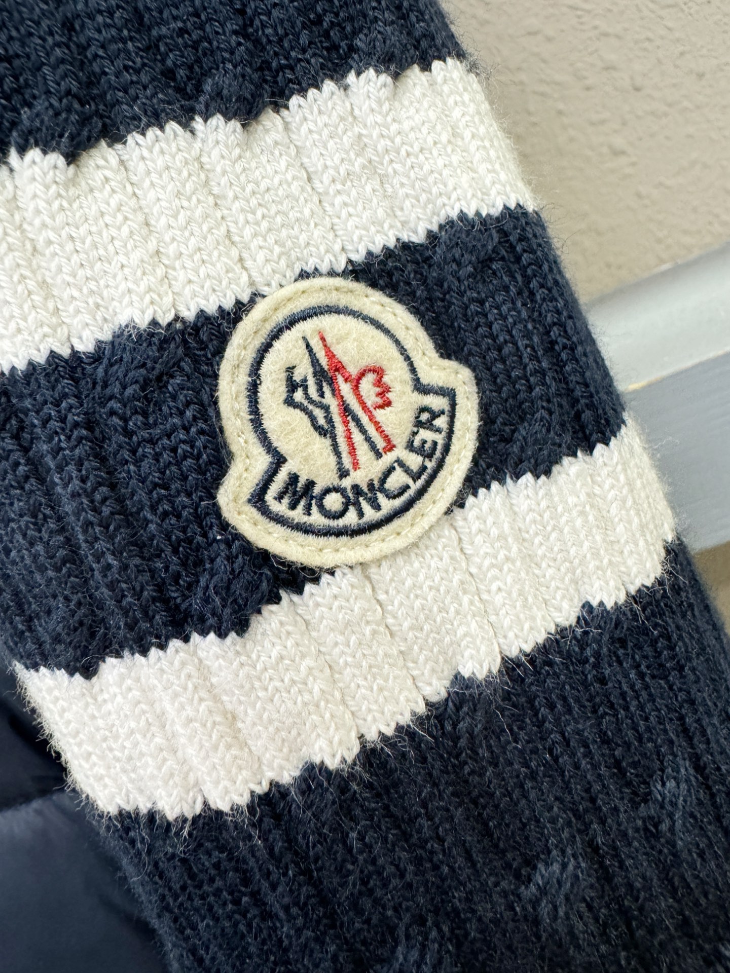 调价 高版本 Moncler蒙口 2025新款羽绒服秀场新品，品相非常完美，专柜高科技防水面料，内里90